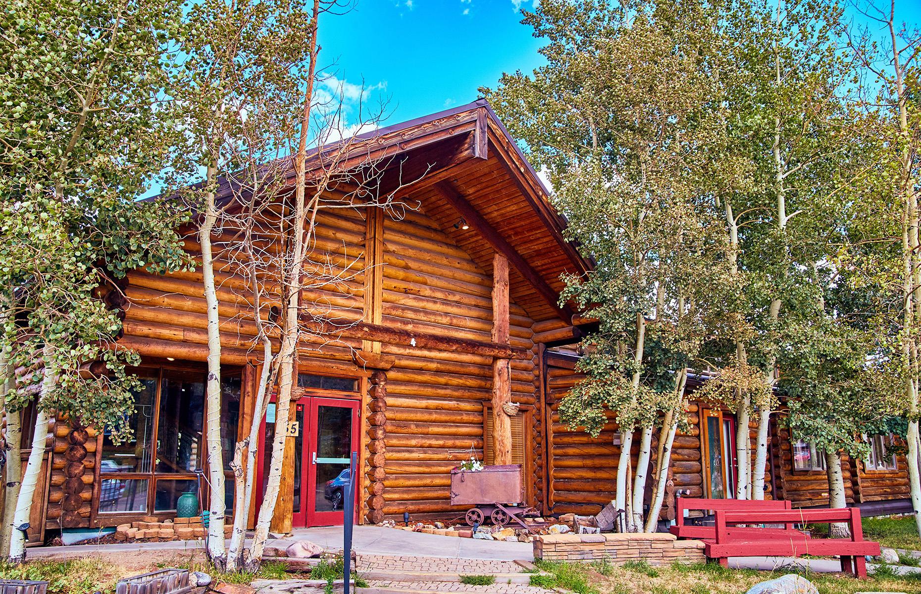 Colorado: log cabin