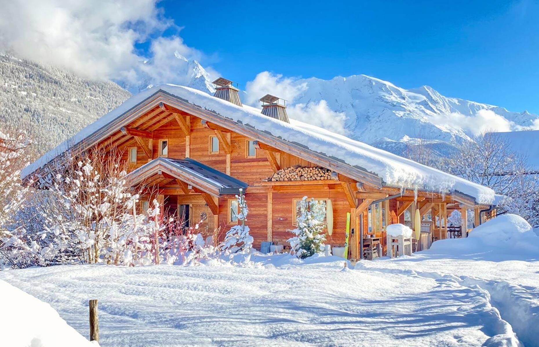 Mont-Blanc chalet, Auvergne-Rhône-Alpes, France