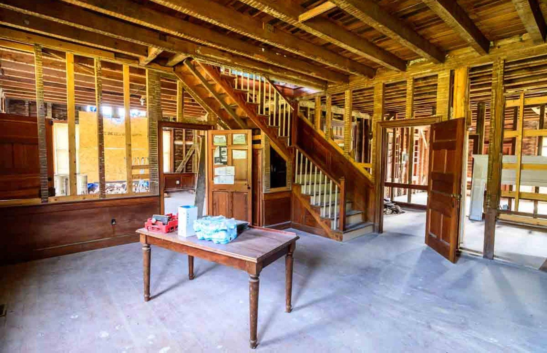 Abandoned buildings for sale that you can actually buy (copy