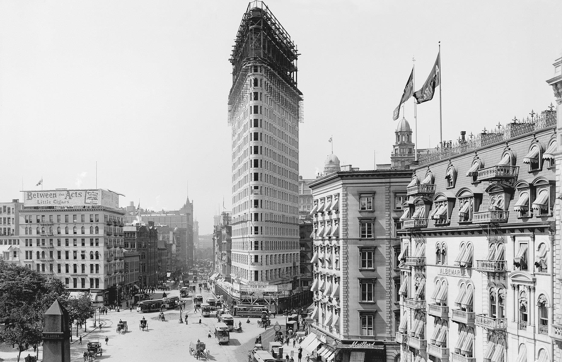 1902: Skyscrapers come to the Big Apple
