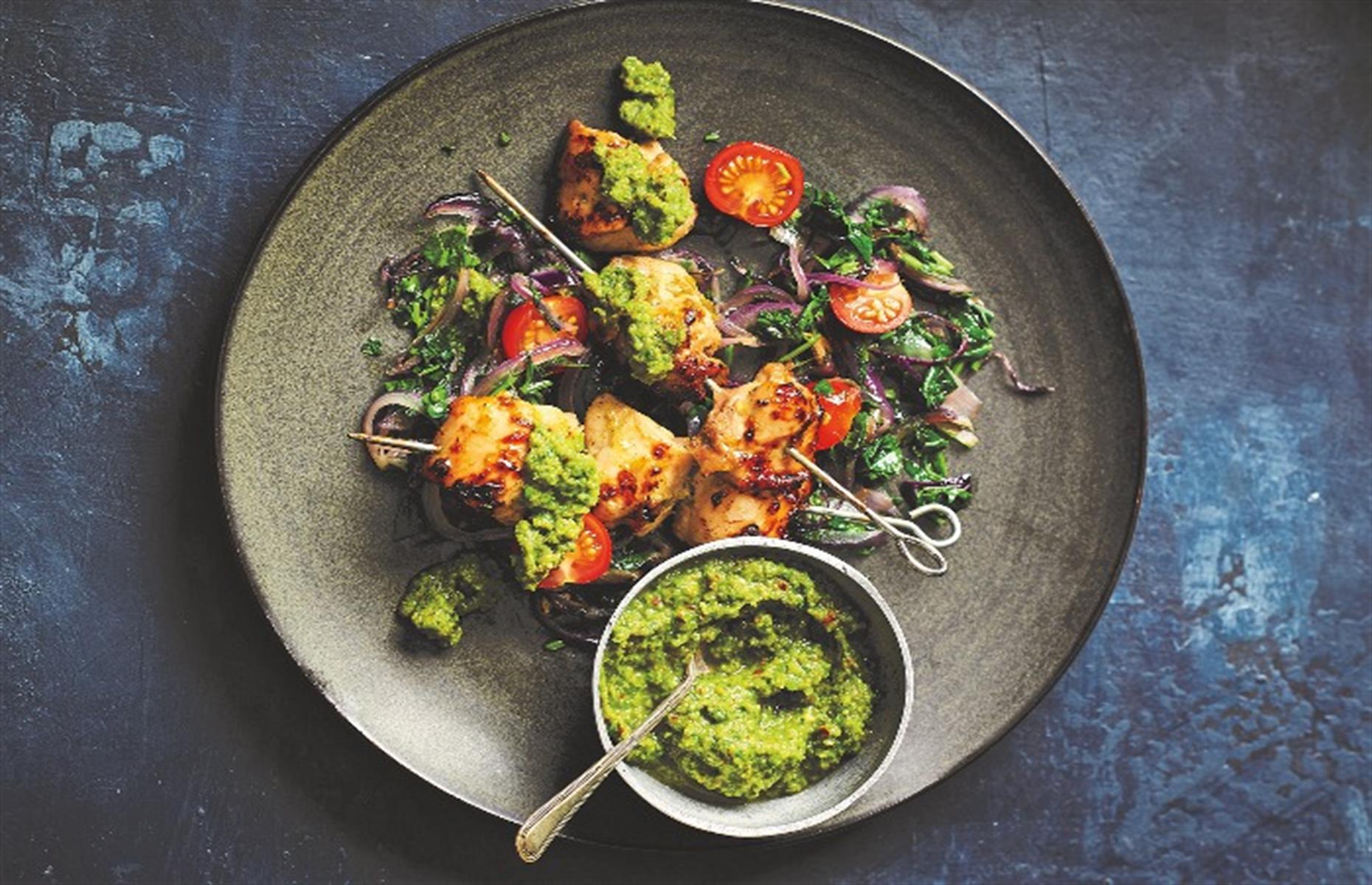 Chicken skewers with apple and pea chutney