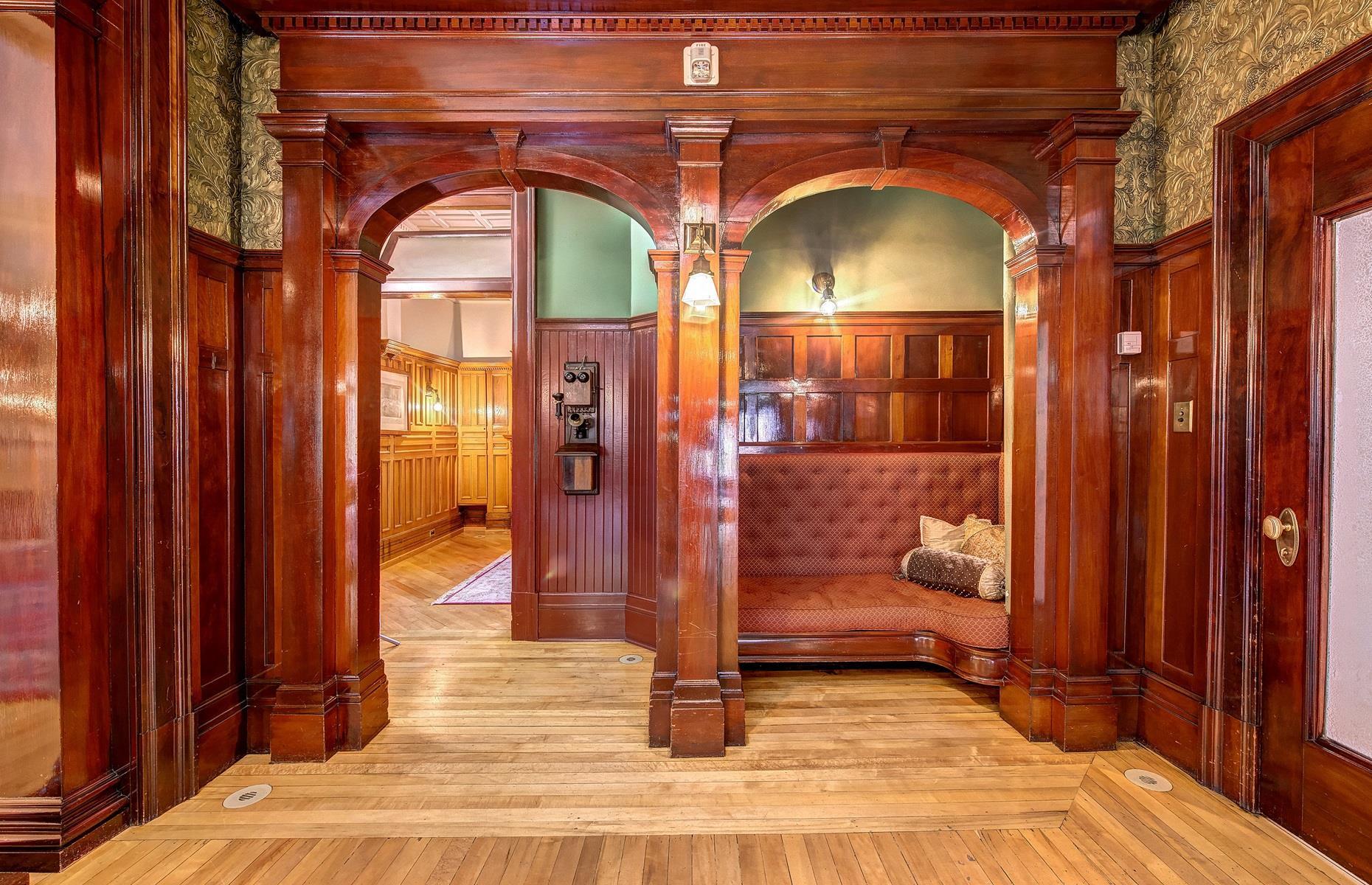 Lougheed House, Calgary, Alberta