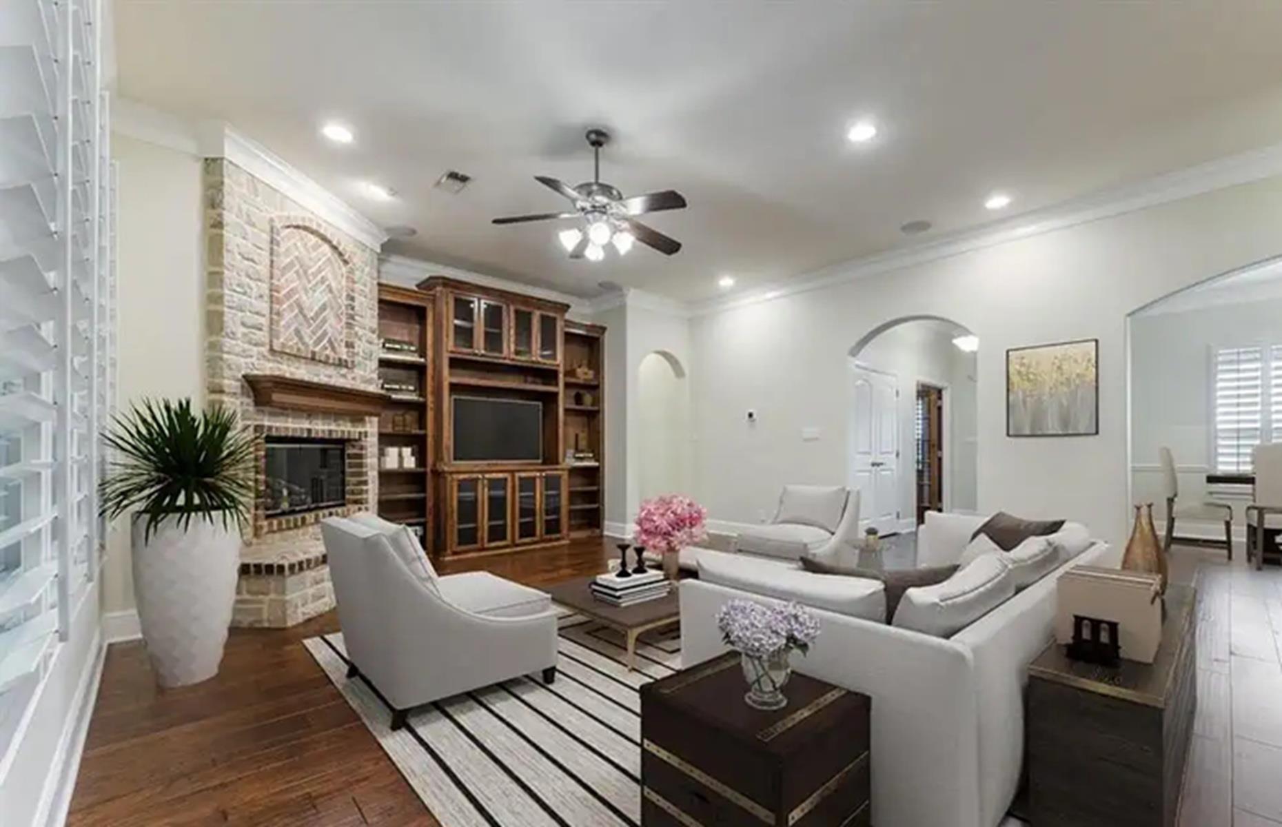 Gated estate, Texas, USA: $679,900 (£504k)