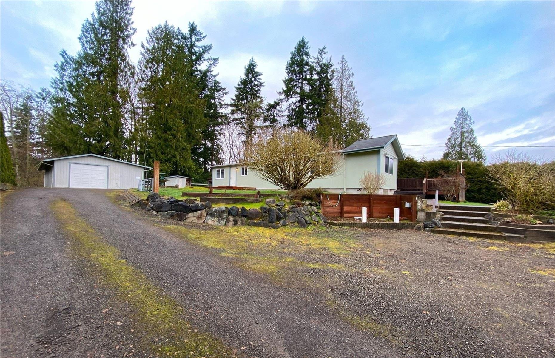 Fixer-upper family home, Washington, USA: $364,000 (£287k)