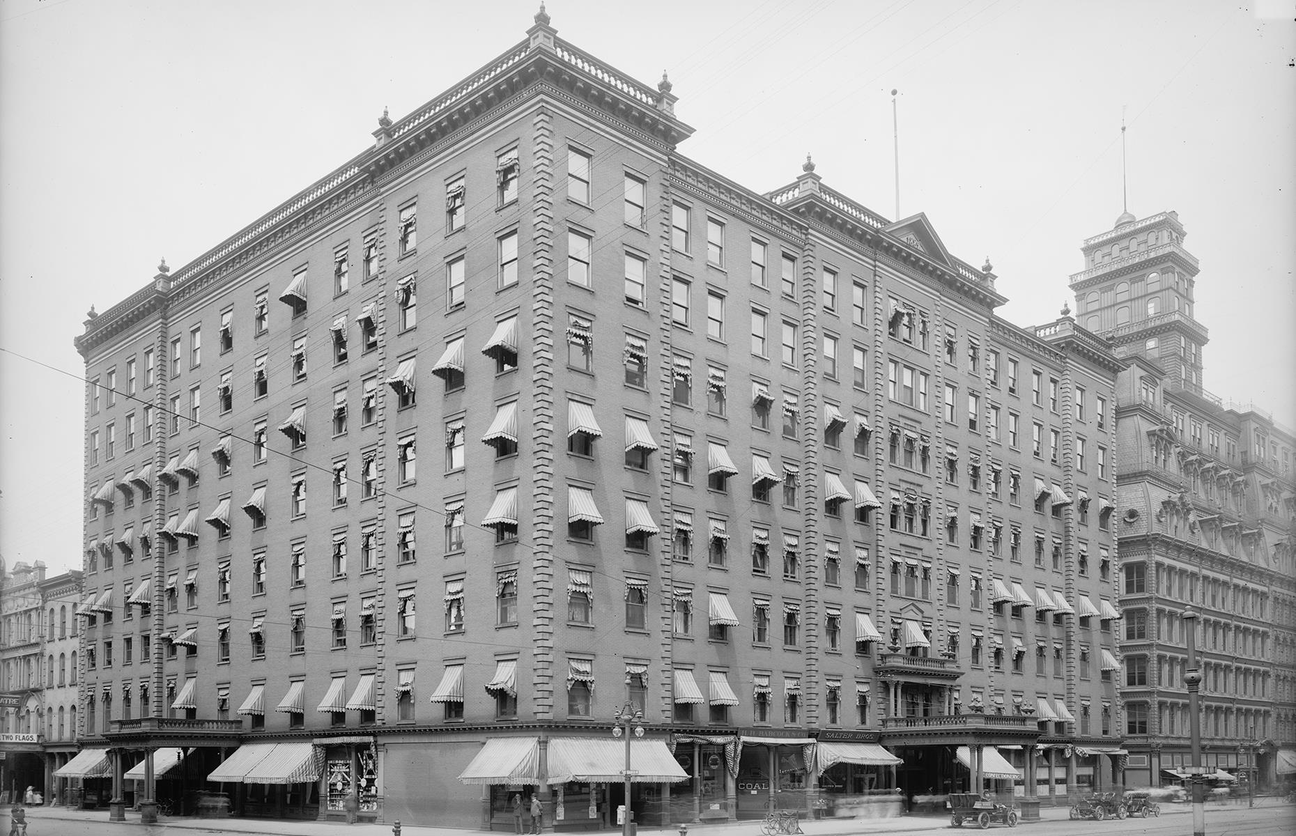 1900s: The lavish Powers Hotel in Rochester, New York