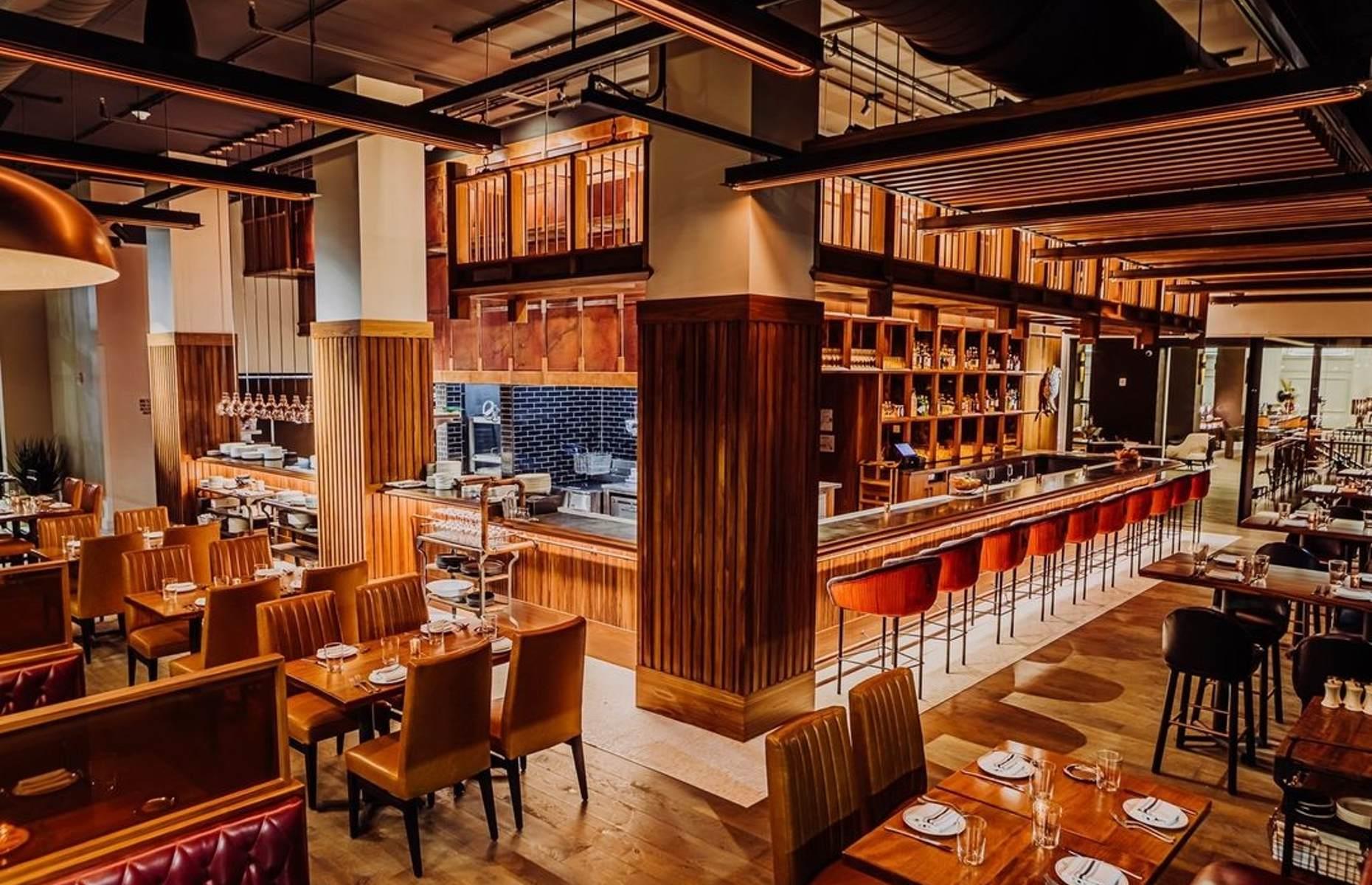 Iowa: Mulberry Street Tavern, Surety Hotel, Des Moines
