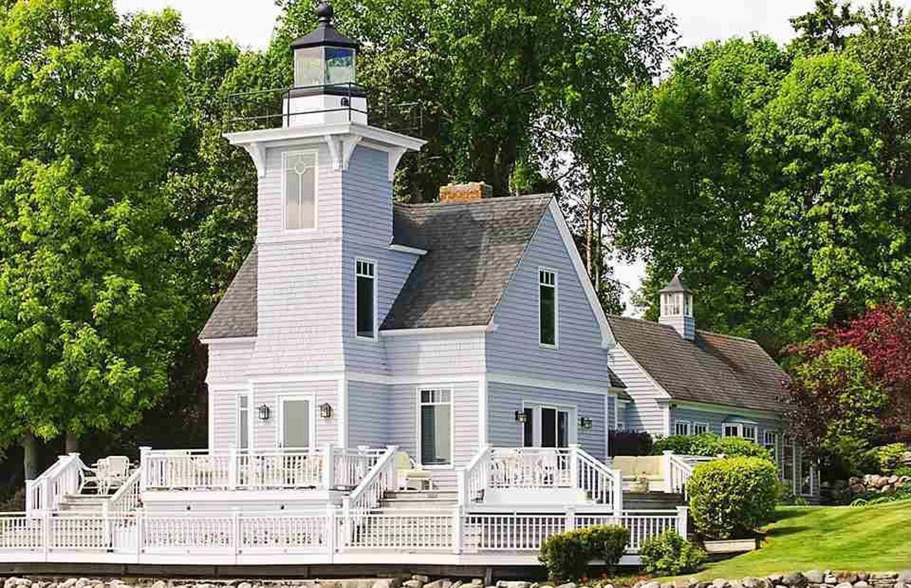 Round Island Lighthouse, USA: The world's most romantic lighthouse conversions