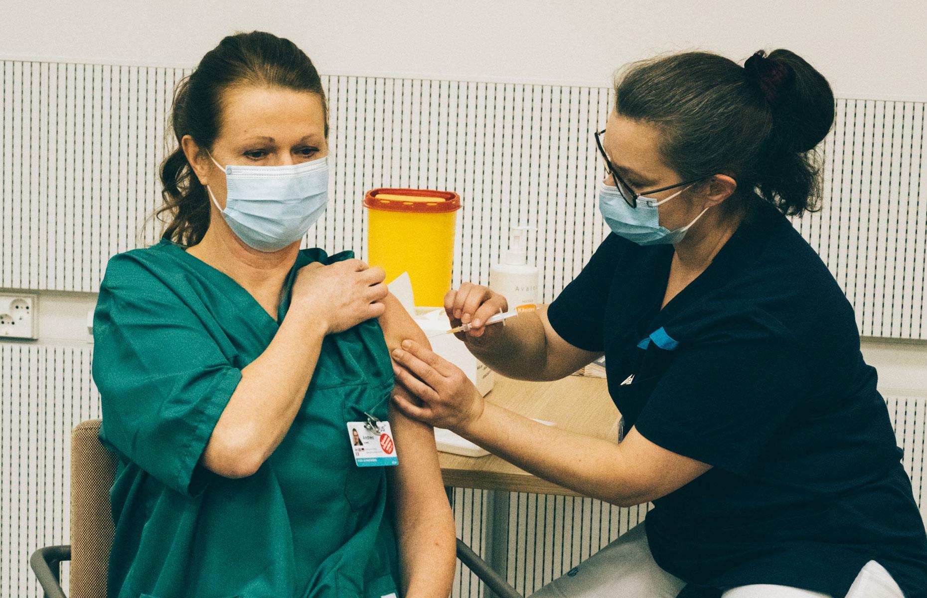 Tracking the biggest coronavirus vaccine orders around the world