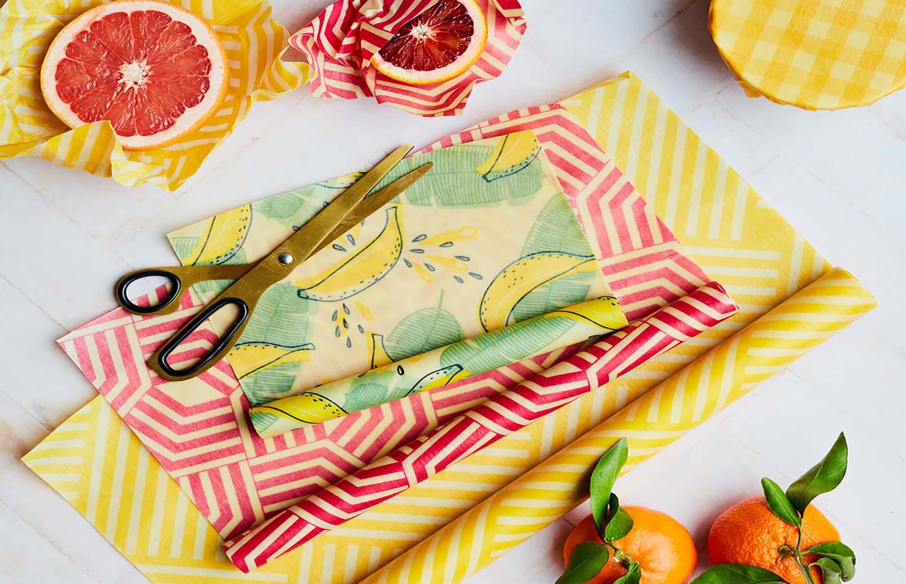 Tie sandwiches closed with string 