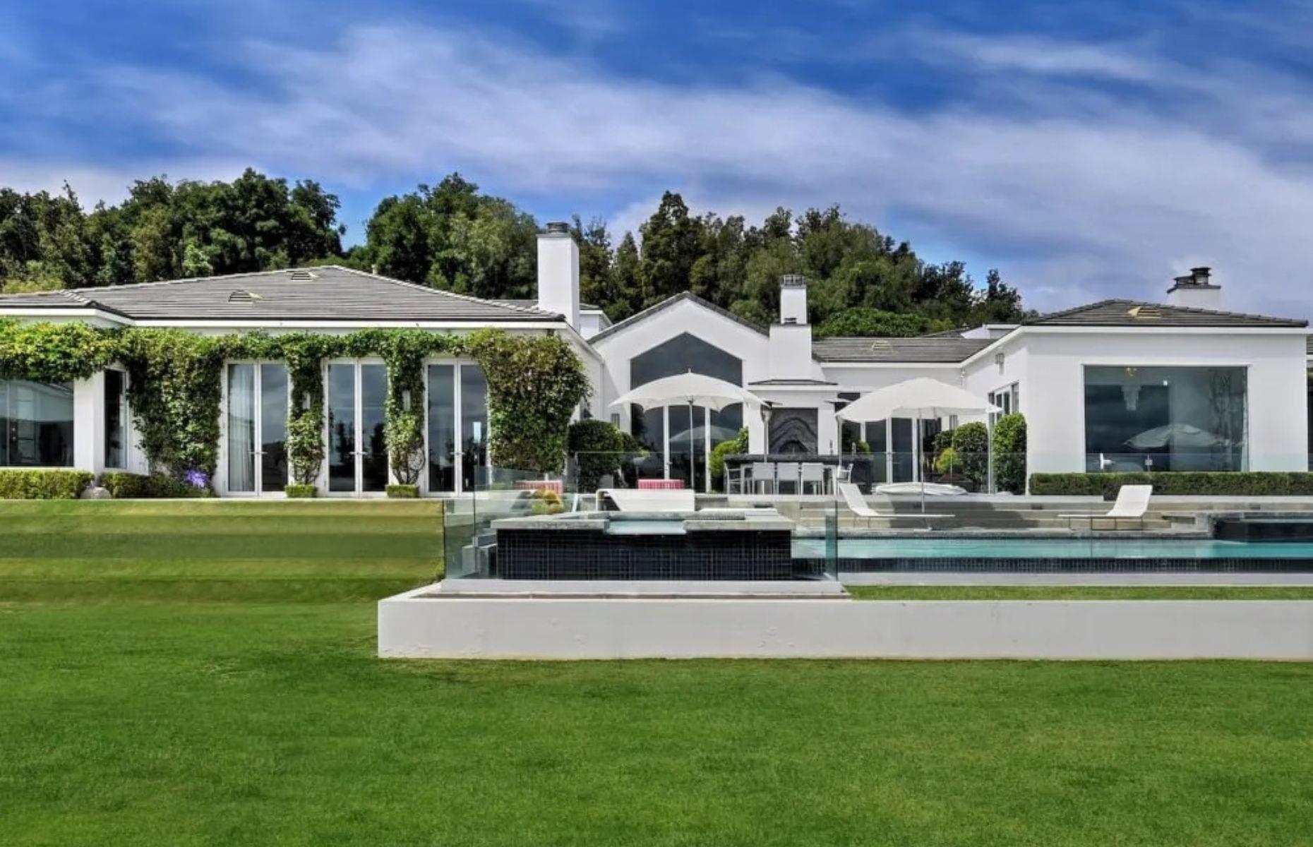 Gwen Stefani's mod mansion in Beverly Hills
