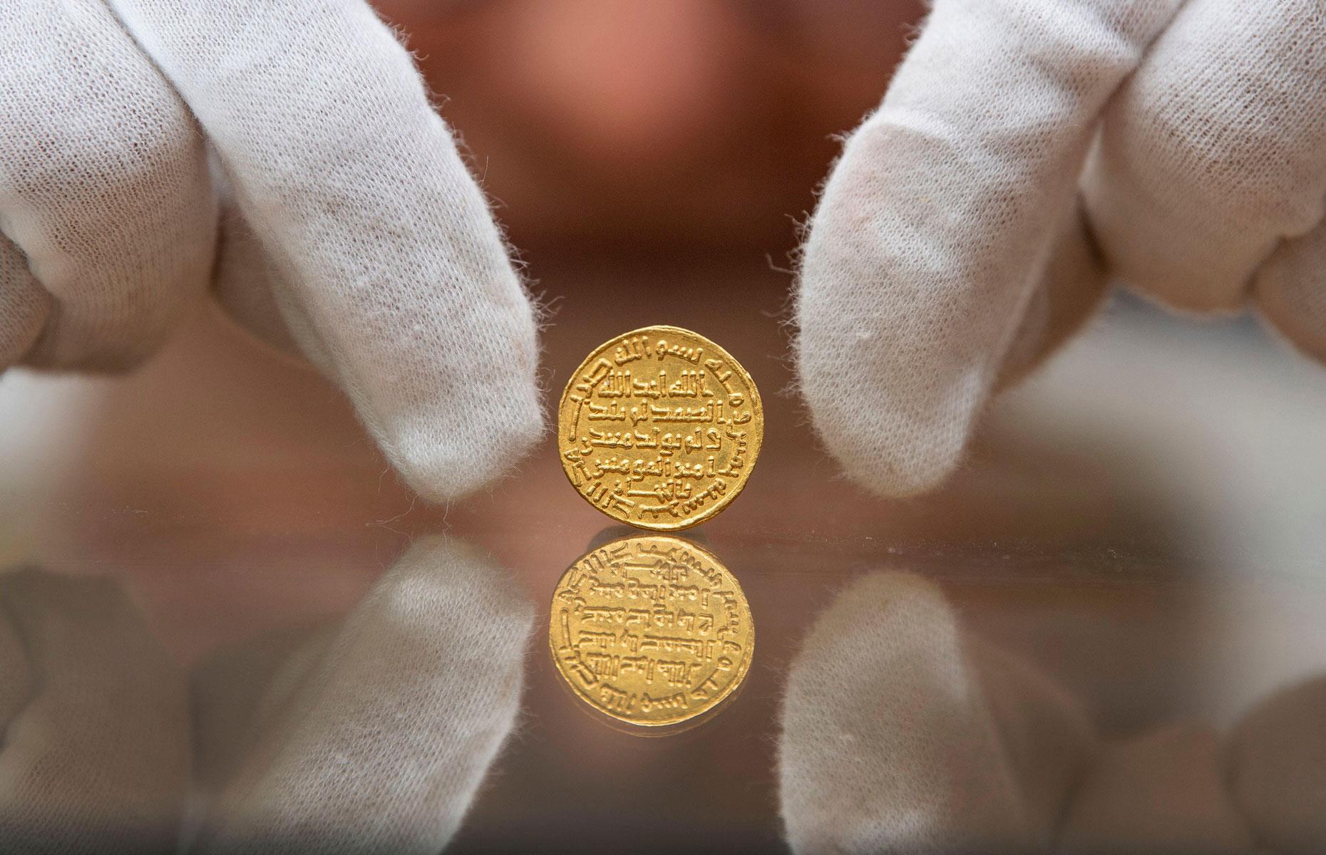 15. 723 Umayyad Gold Dinar: $4.78 million ($6m/£4.5m today)