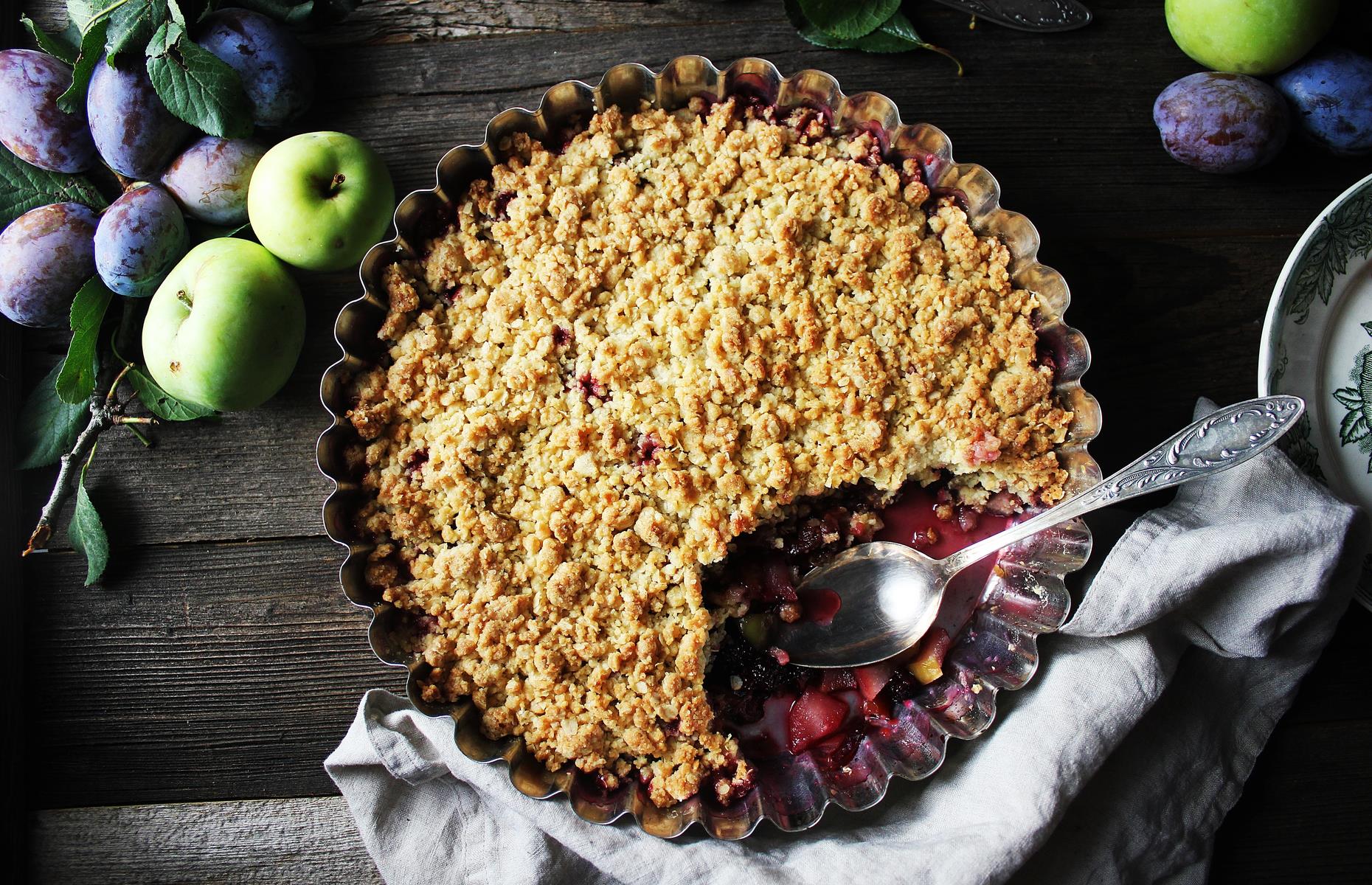 Plum and apple crumble