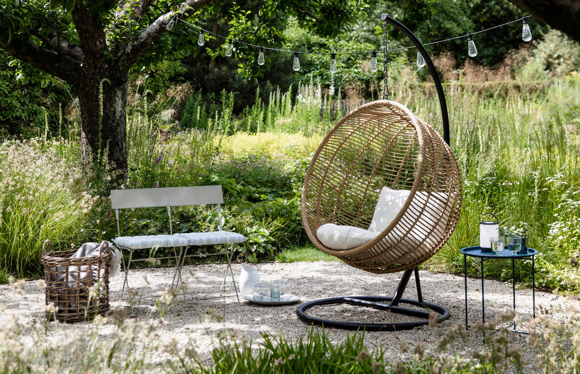 Make it rustic with gravel