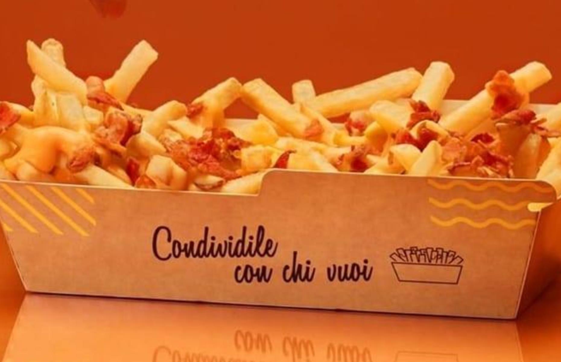 23. Le Ricche fries Cheese & Bacon, Italy