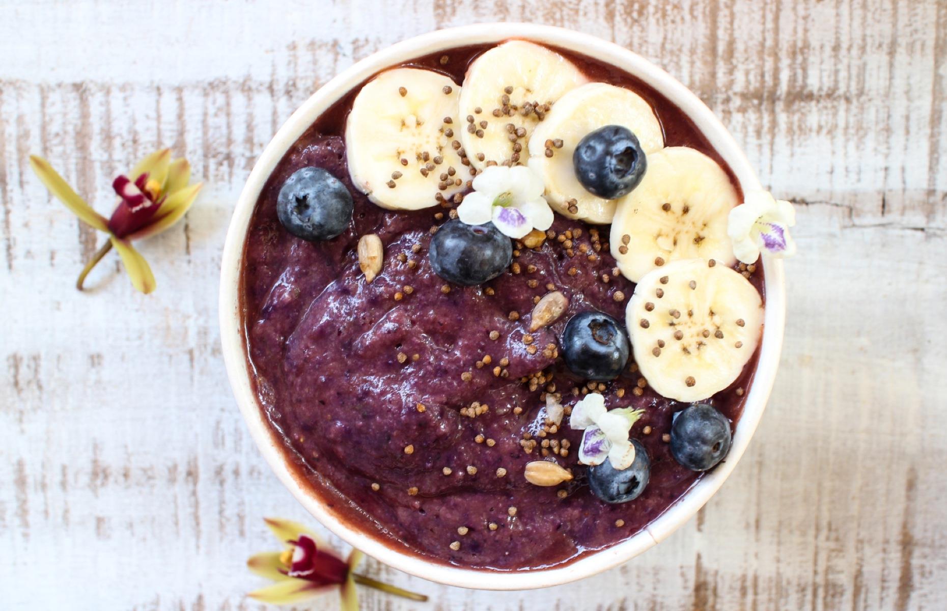 2000s: açaí bowl