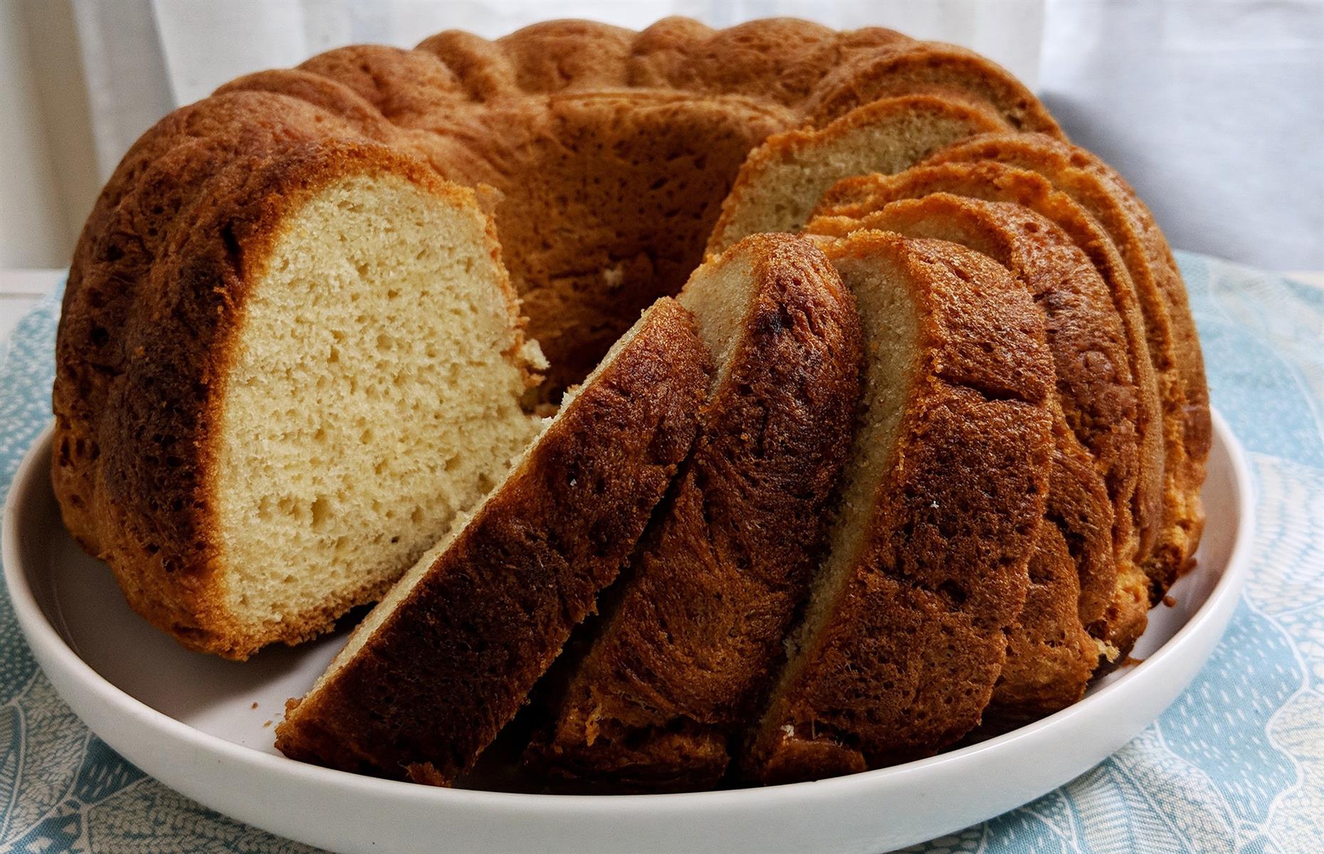 19. Piña Colada bread 