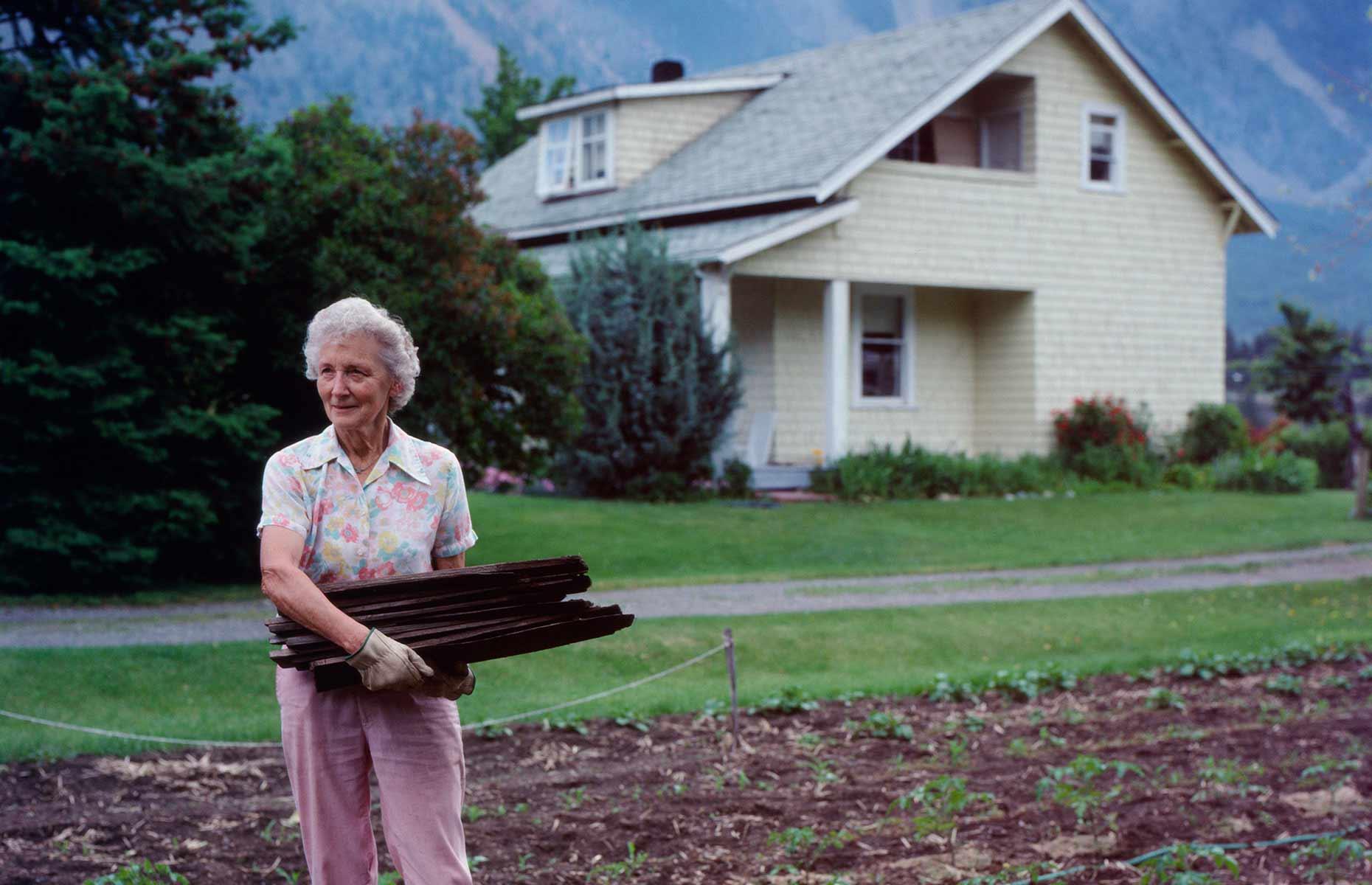 1990: self-sufficient living in British Columbia