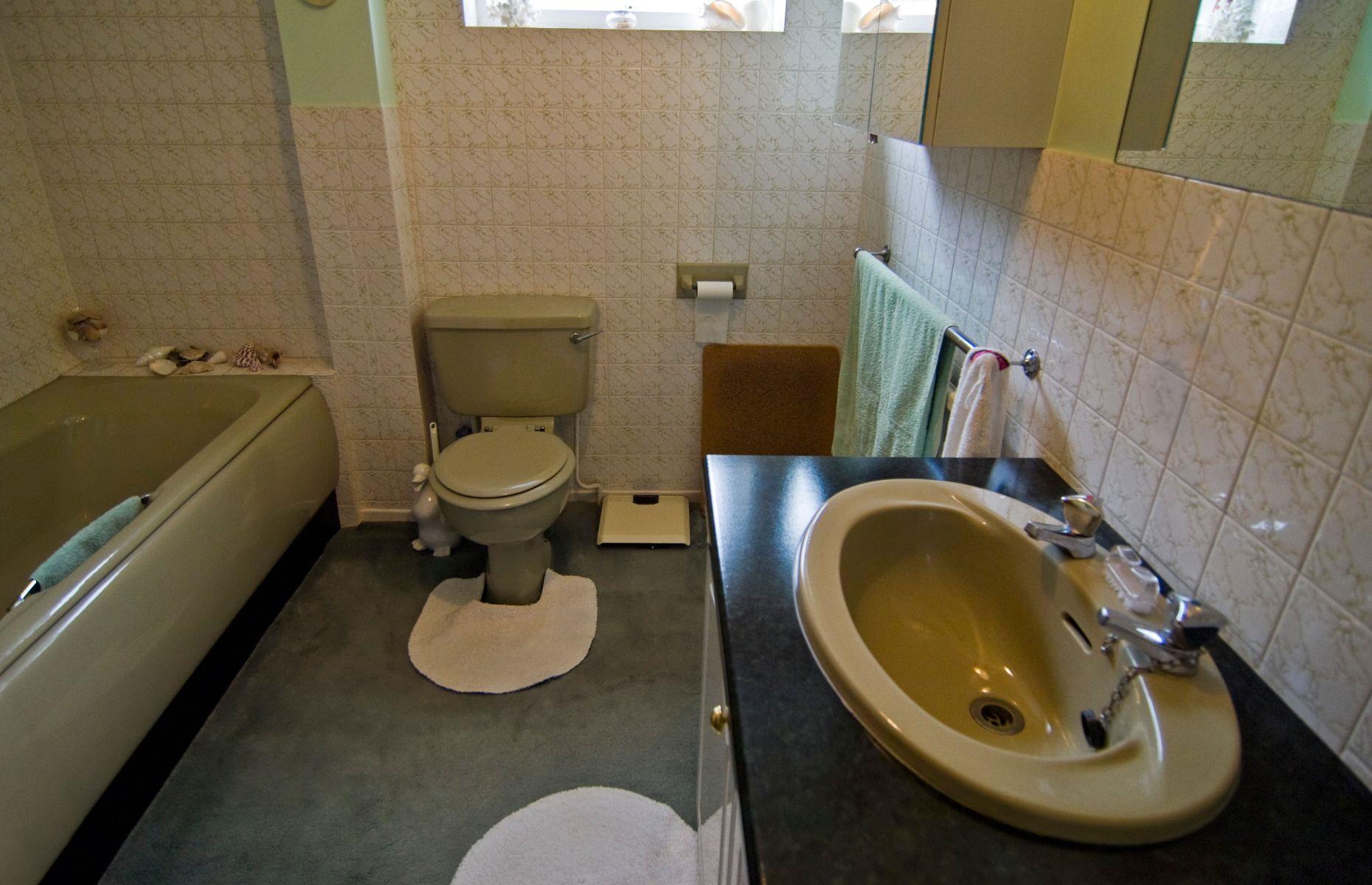 4. Avocado bathroom suites