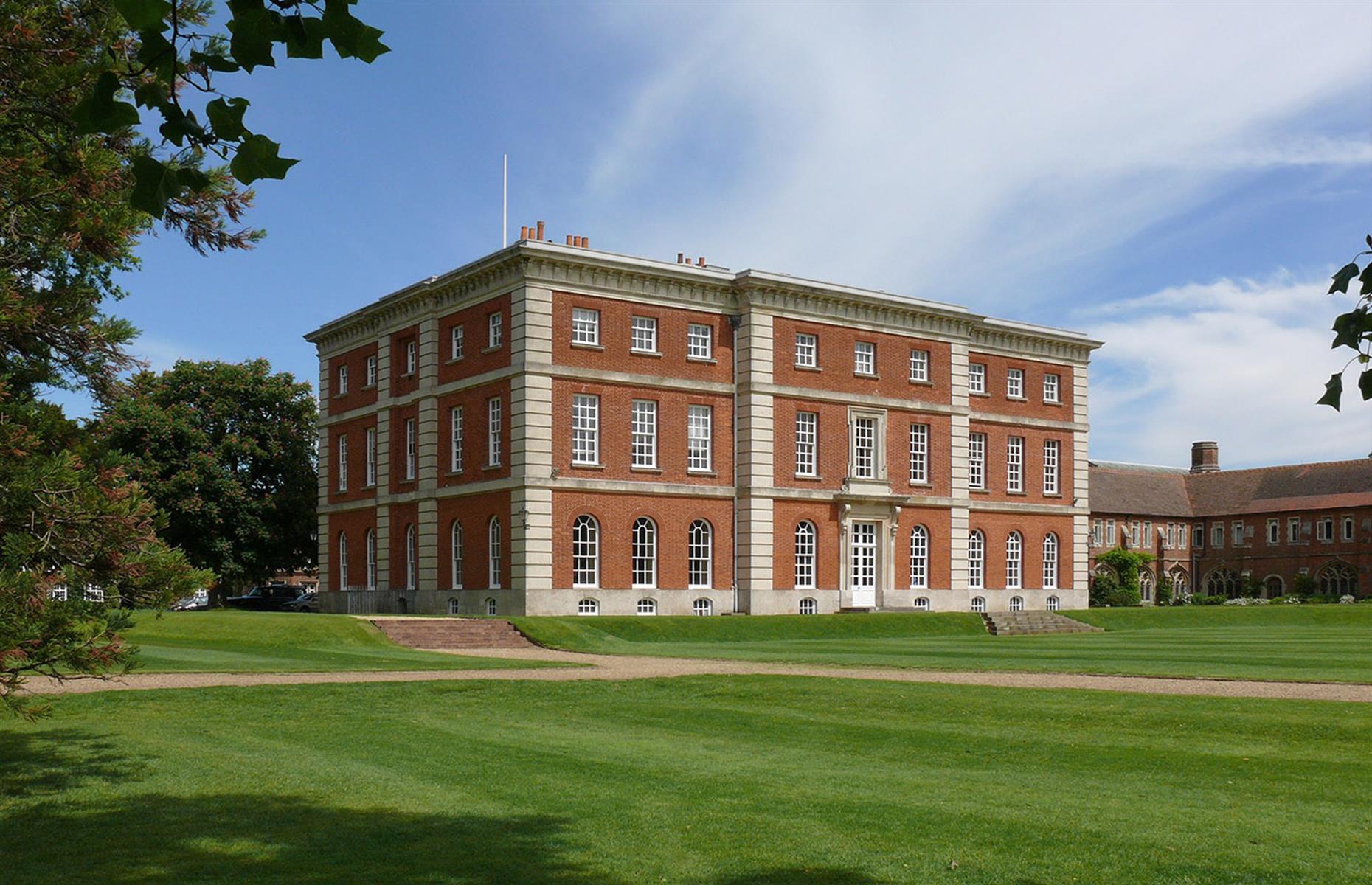Edo's £58k-a-year school