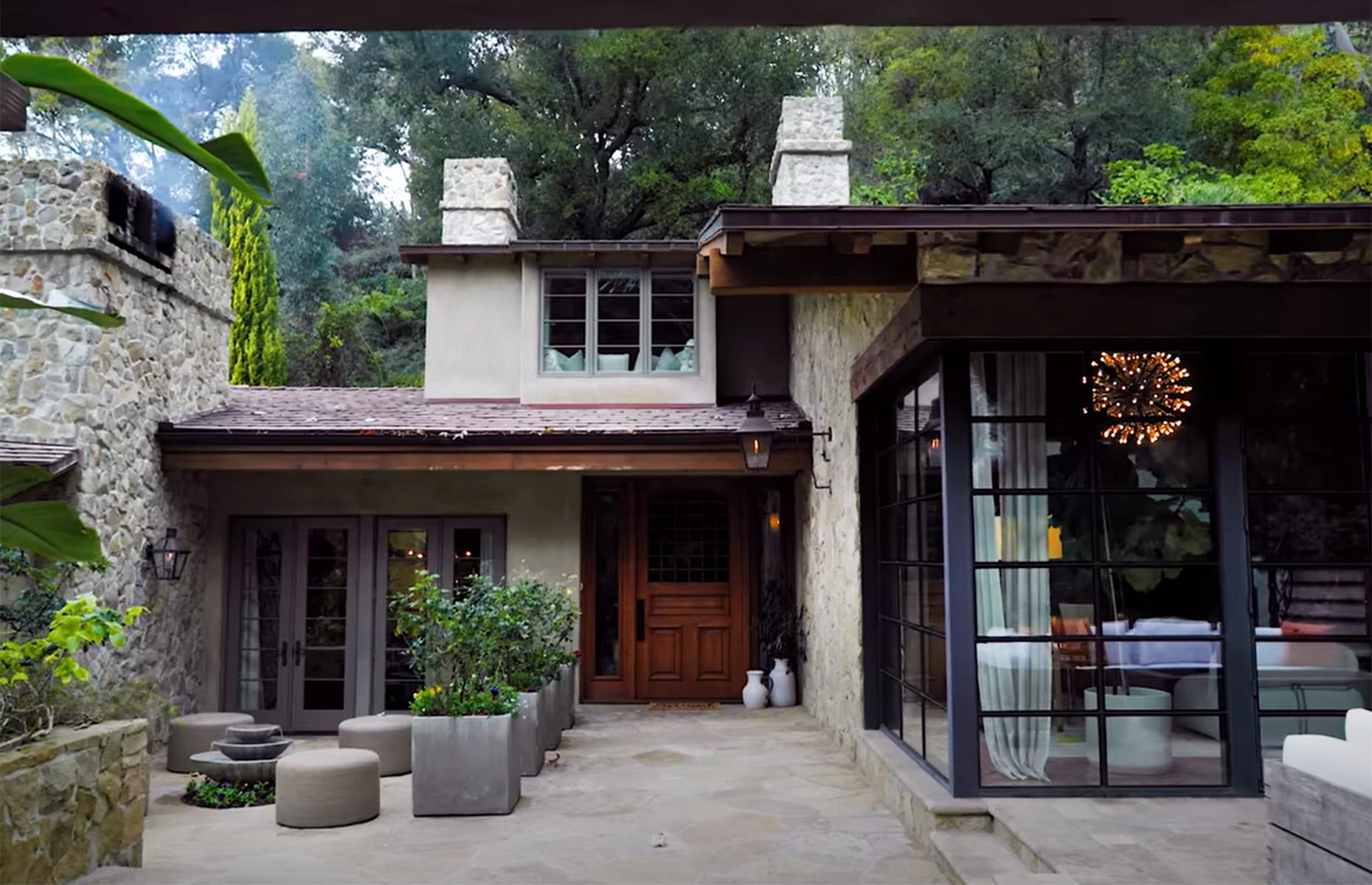 J.Lo's Bel Air mansion