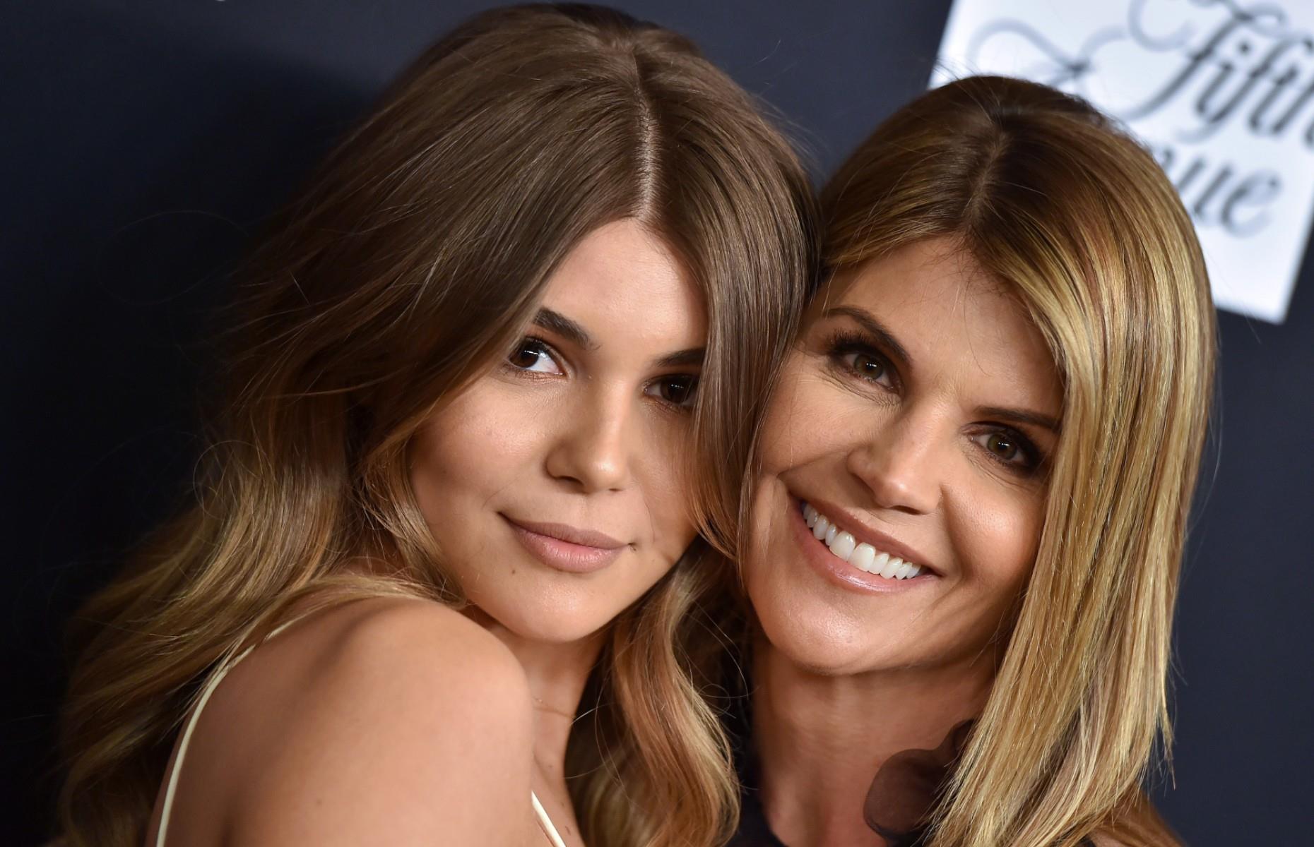 Lori Loughlin: wire and mail fraud