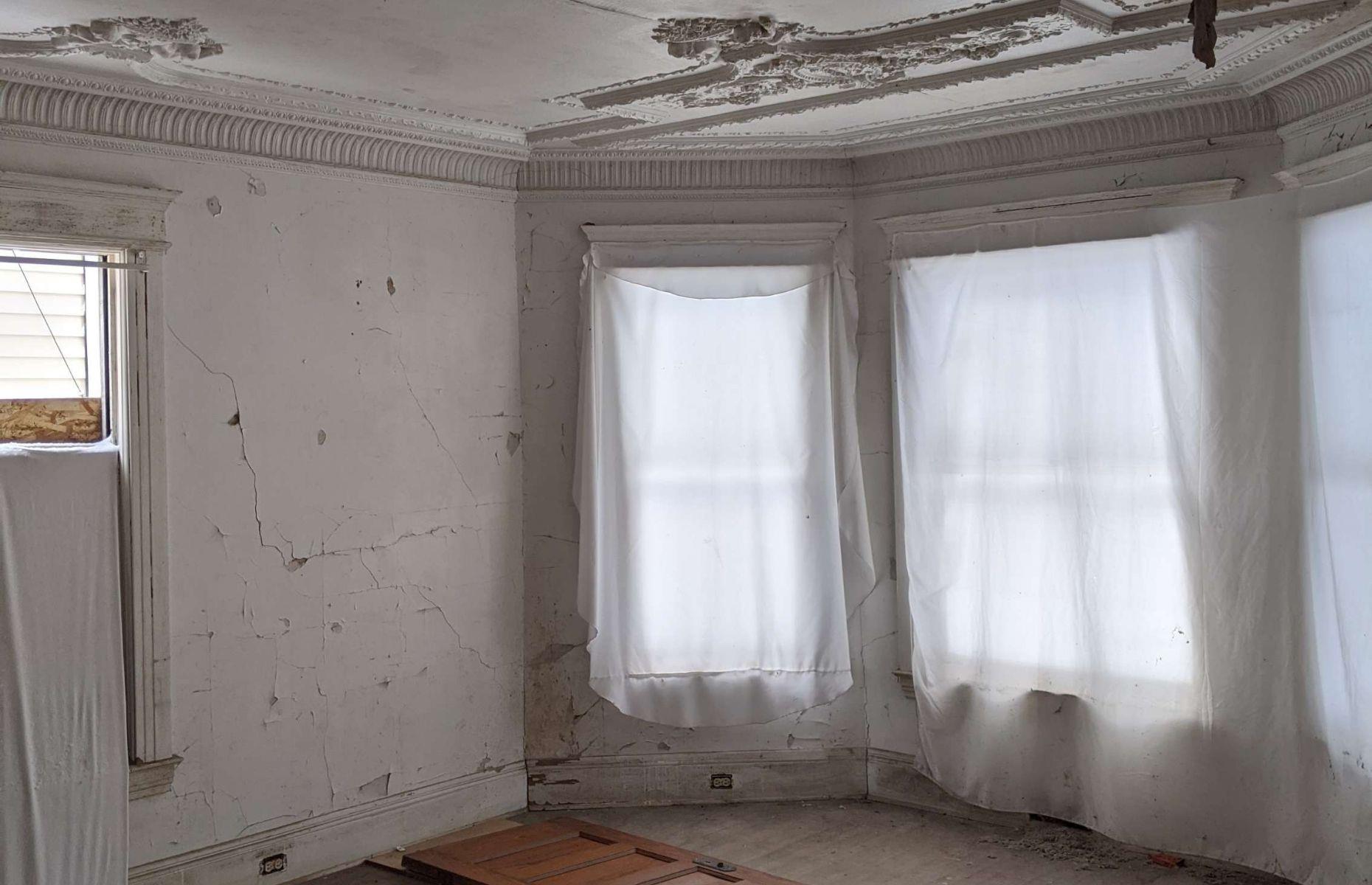 Abandoned buildings for sale that you can actually buy (copy