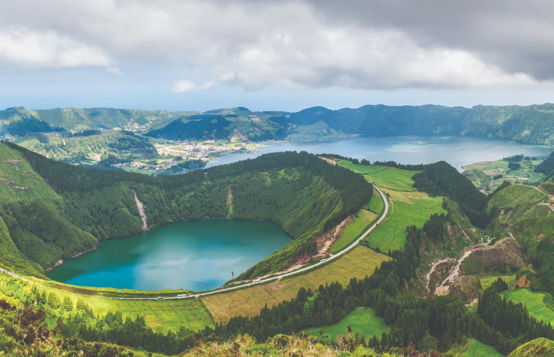 Lagoa de Santiago, Sete Cidades, São Miguel Island, Azores, Portugal 