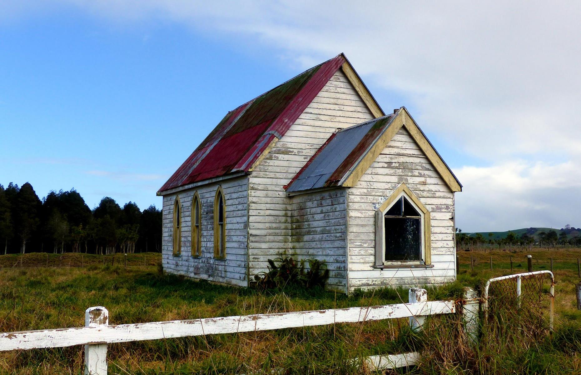Parirau Zion Church, Matakohe