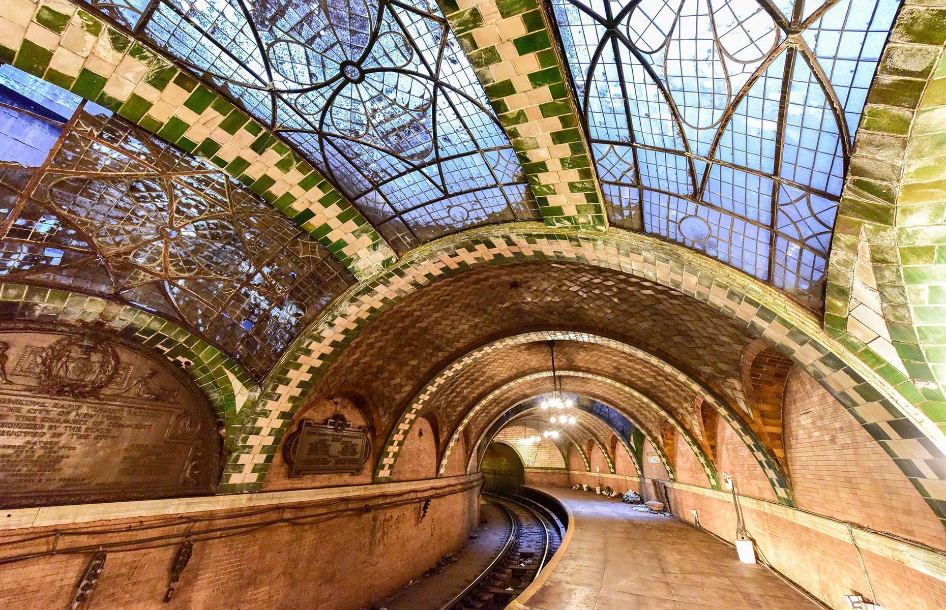 City Hall Subway Station, New York City, New York, USA