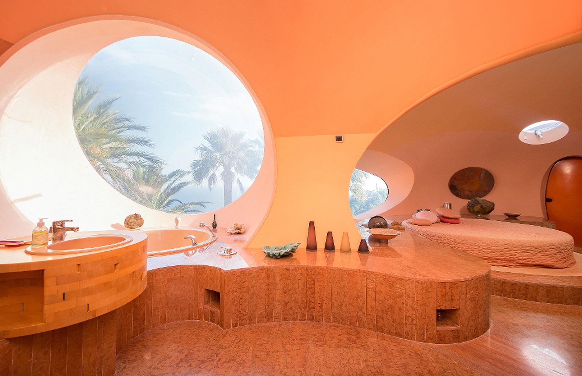 Le Palais Bulles, Théoule-sur-Mer, France, estimated value: $390 million (£294m)