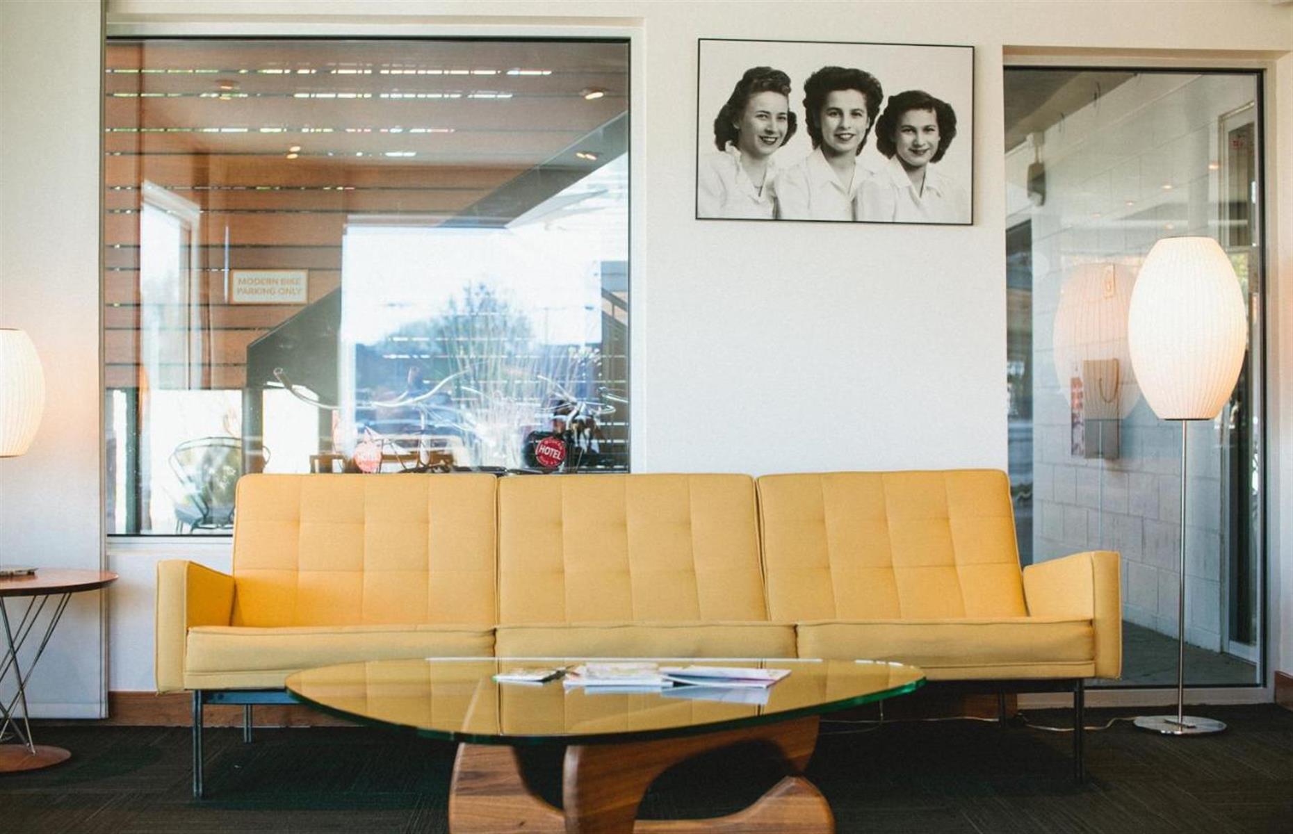 Idaho: Modern Hotel, Boise 