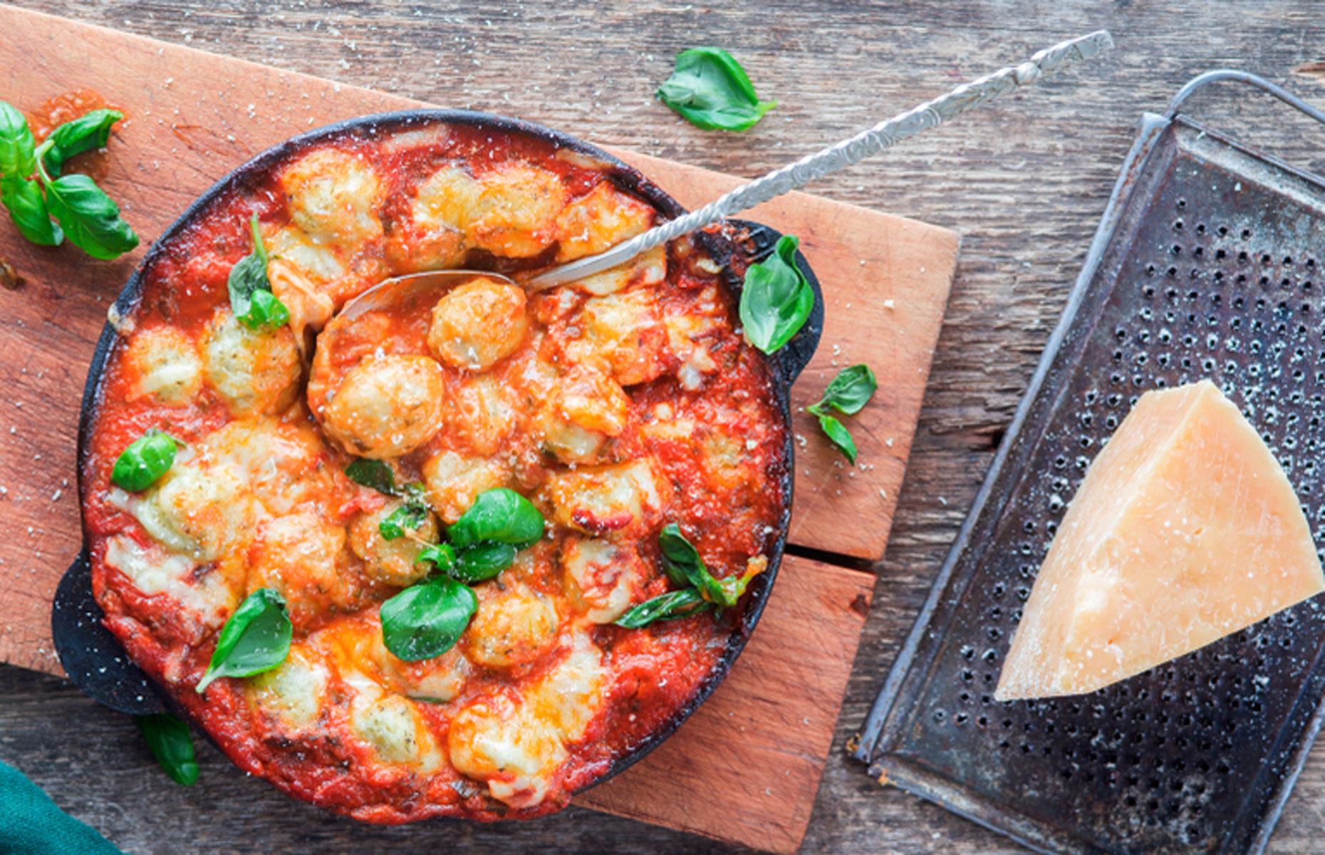 Make a gnocchi bake