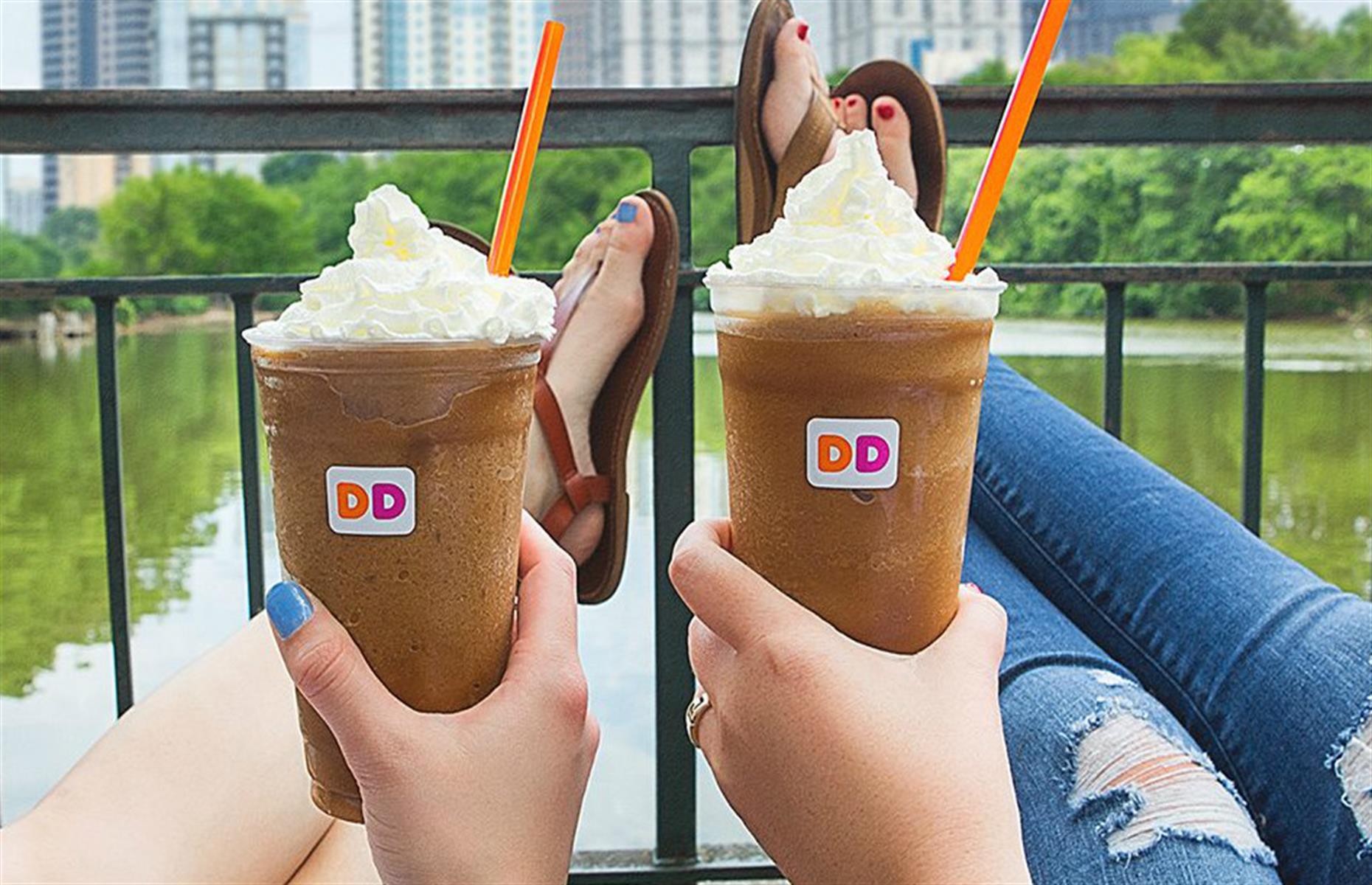 1190 calories: Large Dunkin’ mocha swirl frozen coffee with cream (USA)
