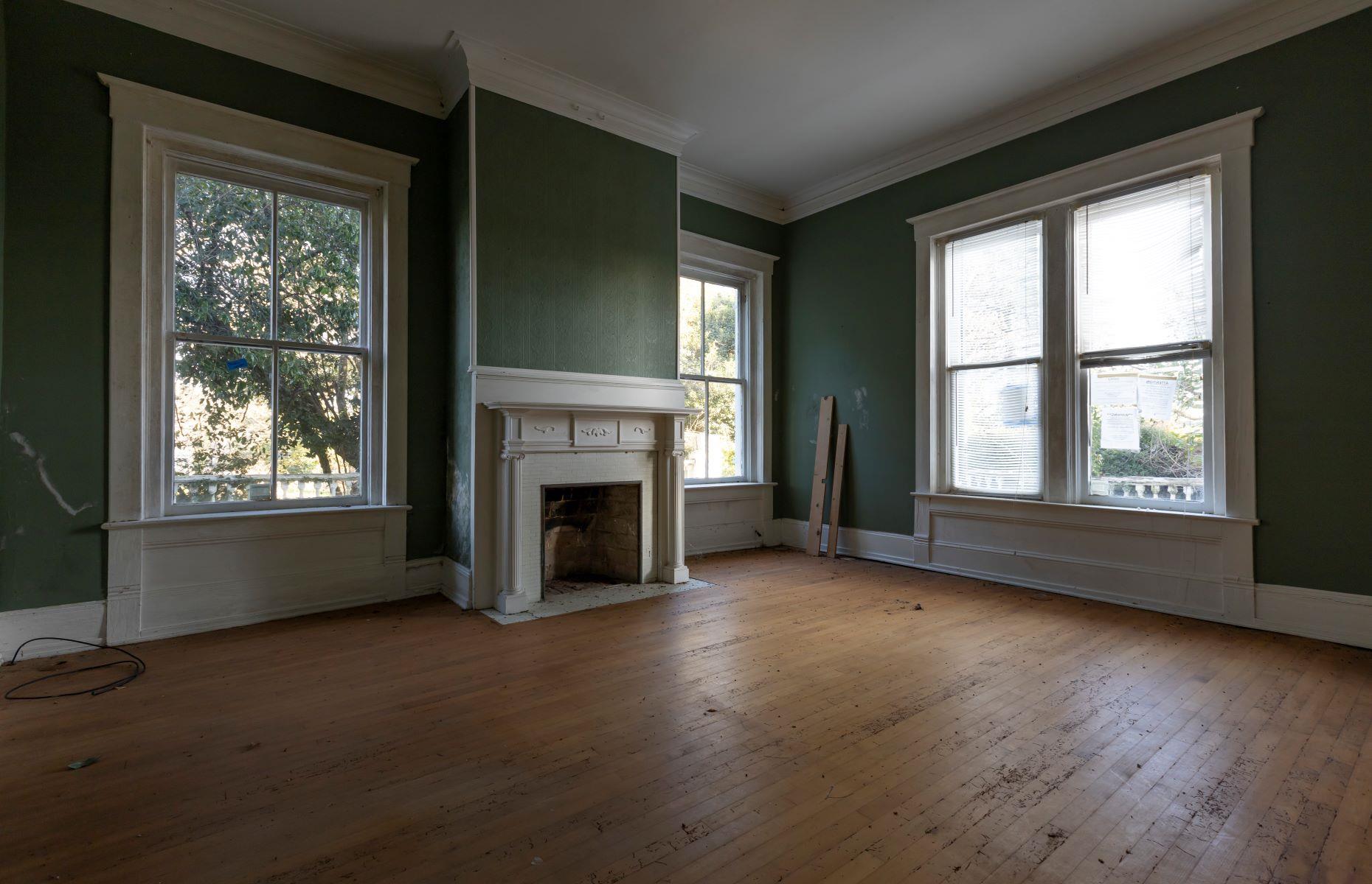 Formal entertaining rooms