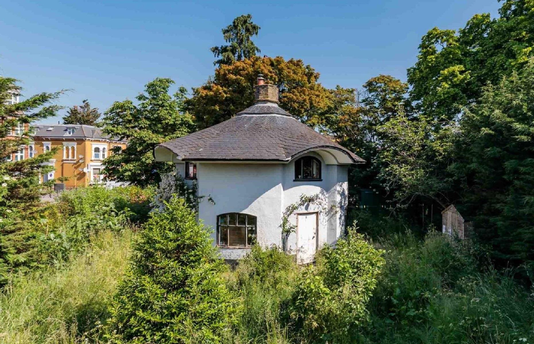 The Mushroom House, London, UK