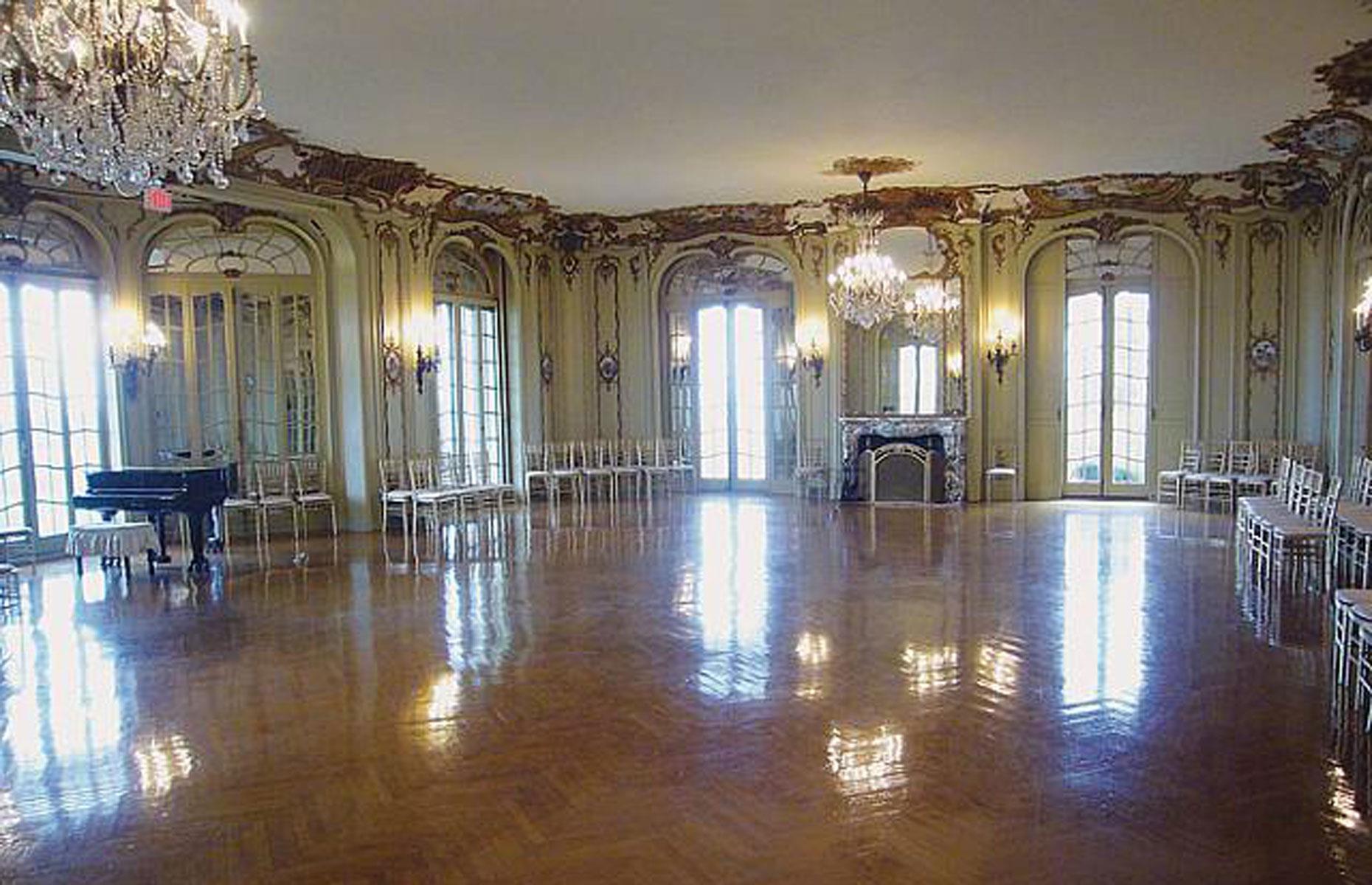 Beechwood Mansion, total cost: £79 million ($100m)