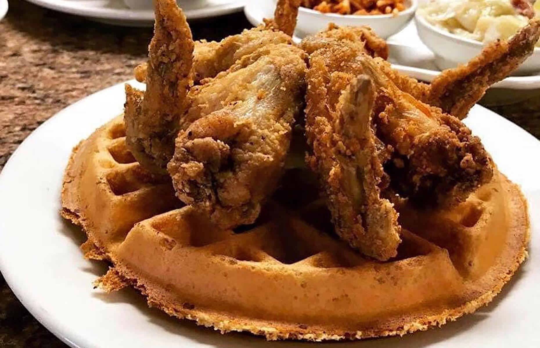 21. Indiana: His Place Eatery, Indianapolis