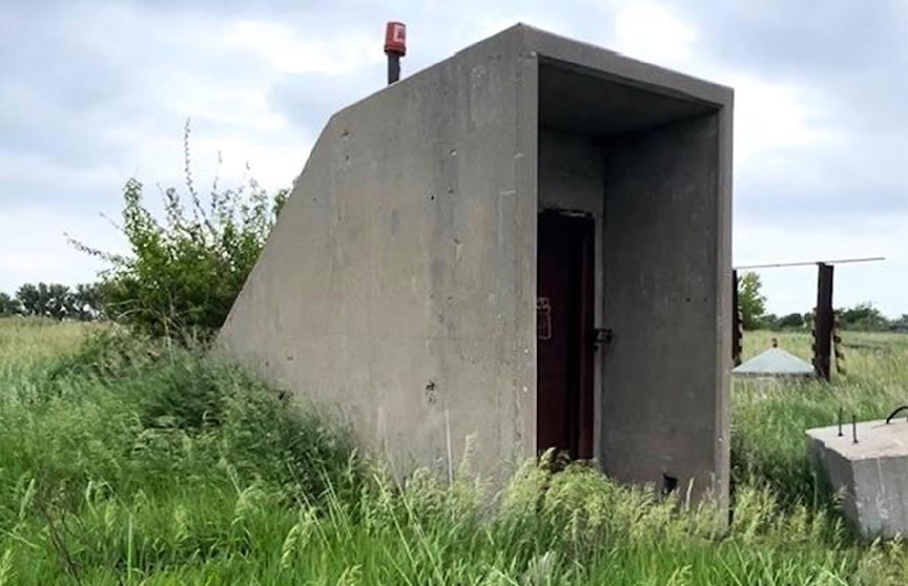 Deadly entry door alleged to be 'defective'