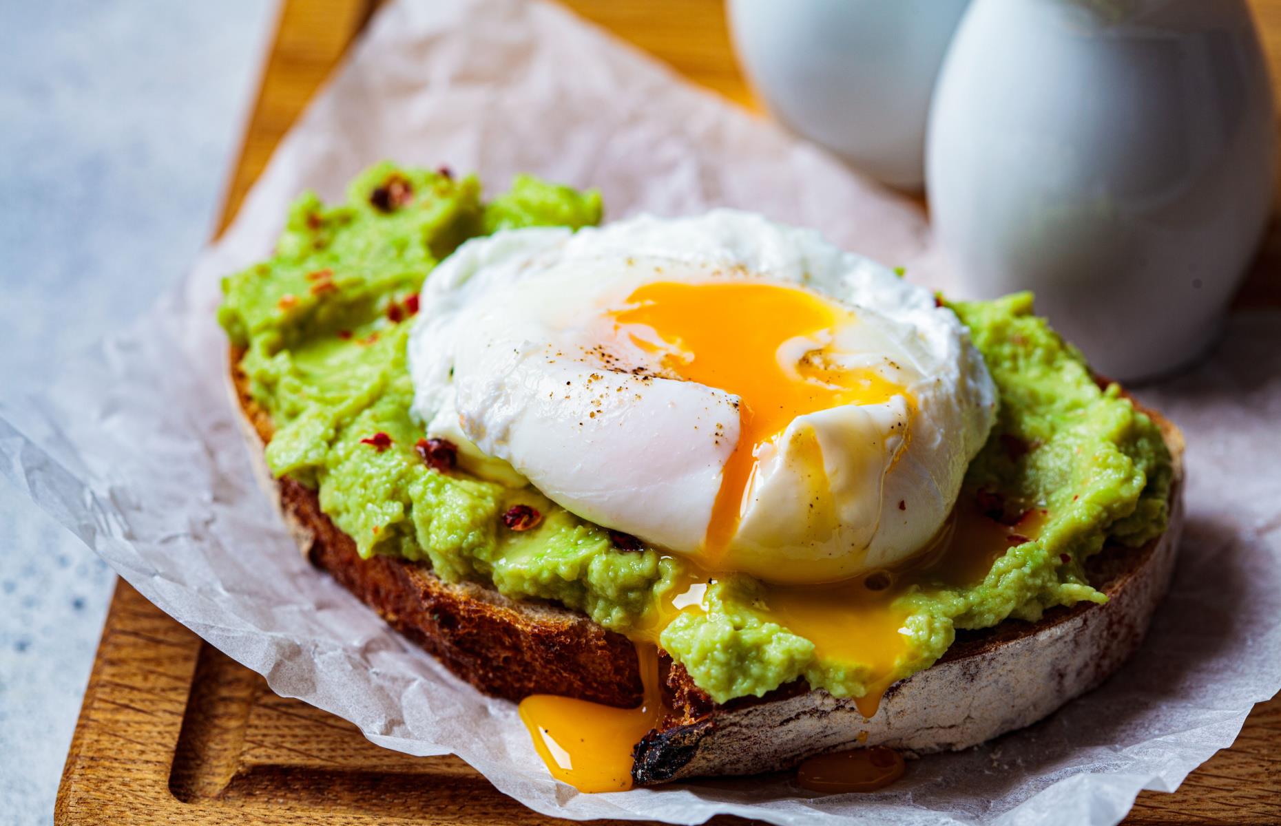2. Poached eggs: the right way