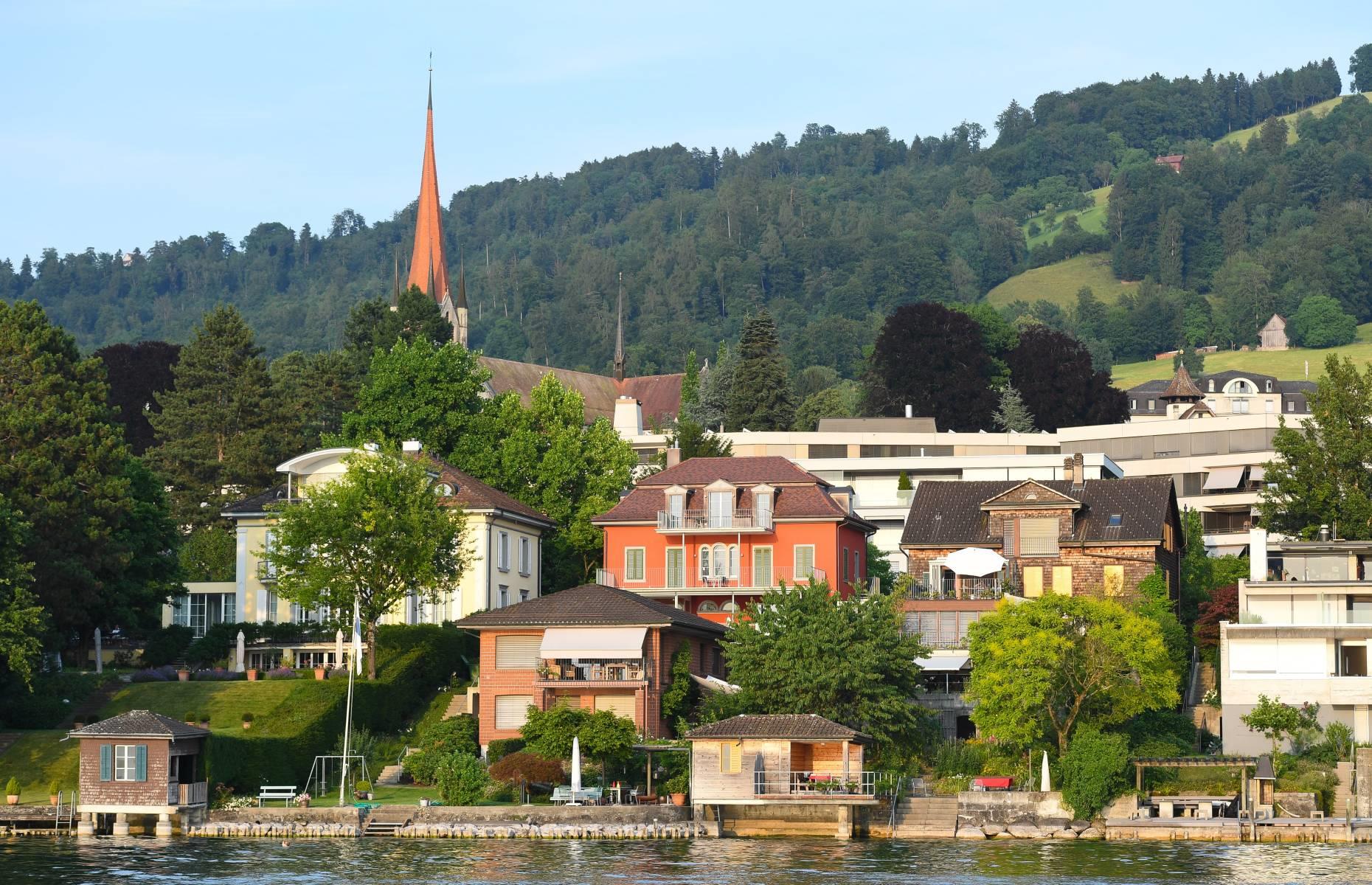 Ab in die Schweiz