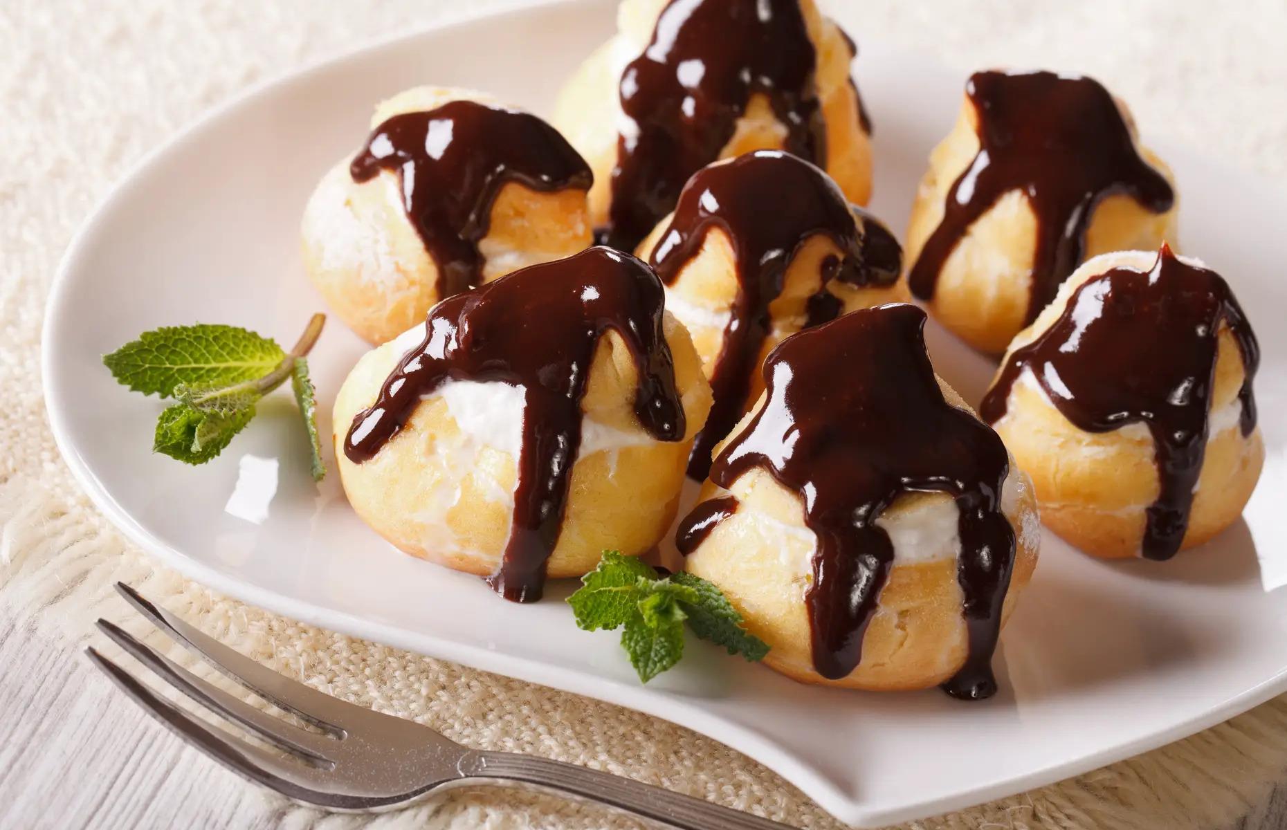 38. Profiteroles, France