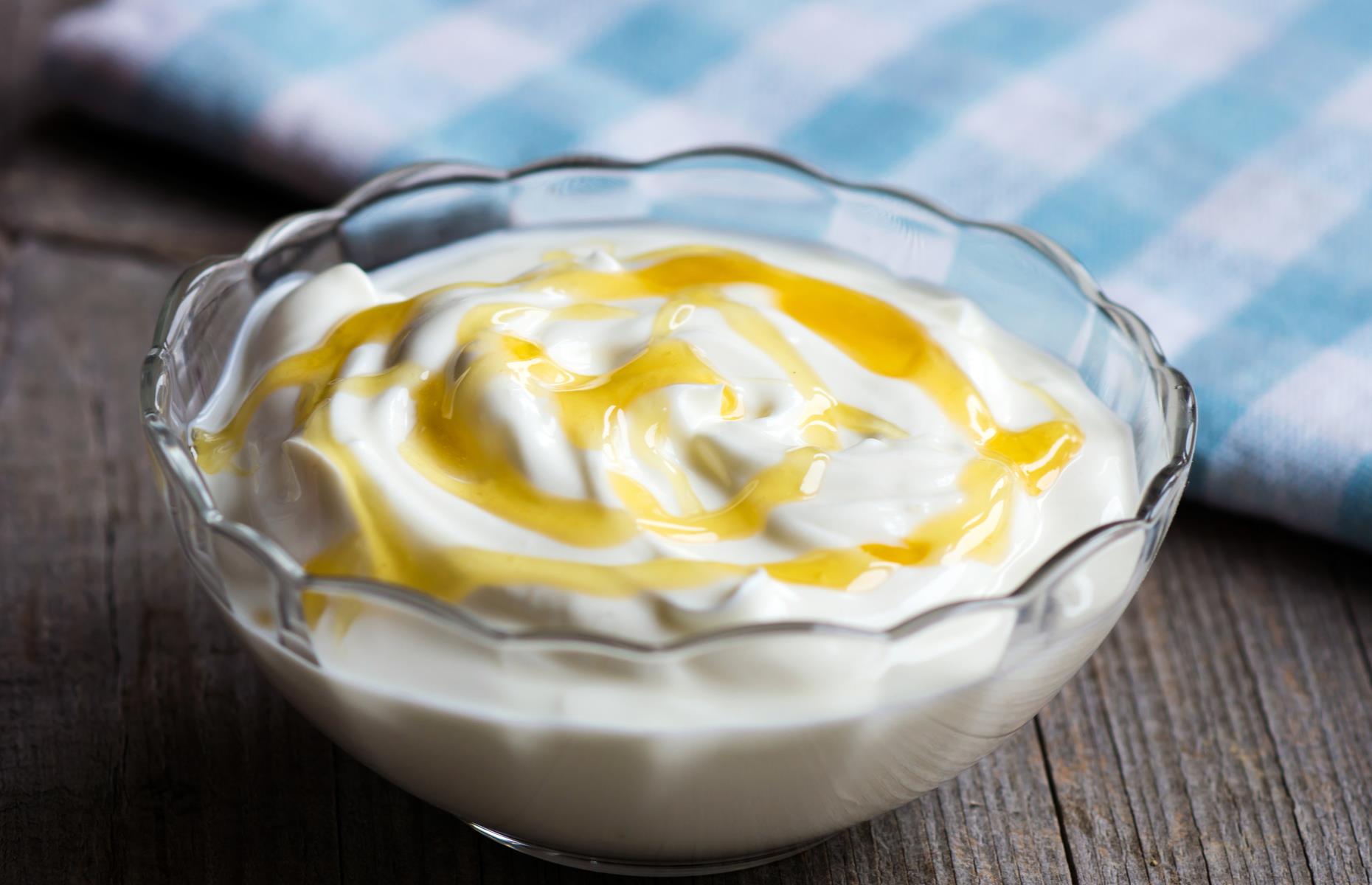 Griechischer Joghurt mit Honig 