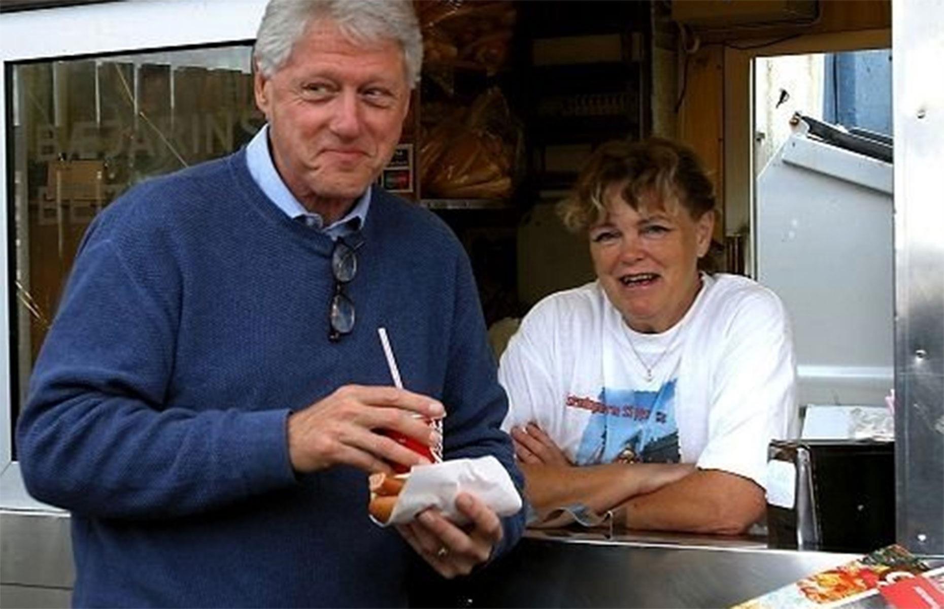 Bill Clinton and the Icelandic hot dog stand