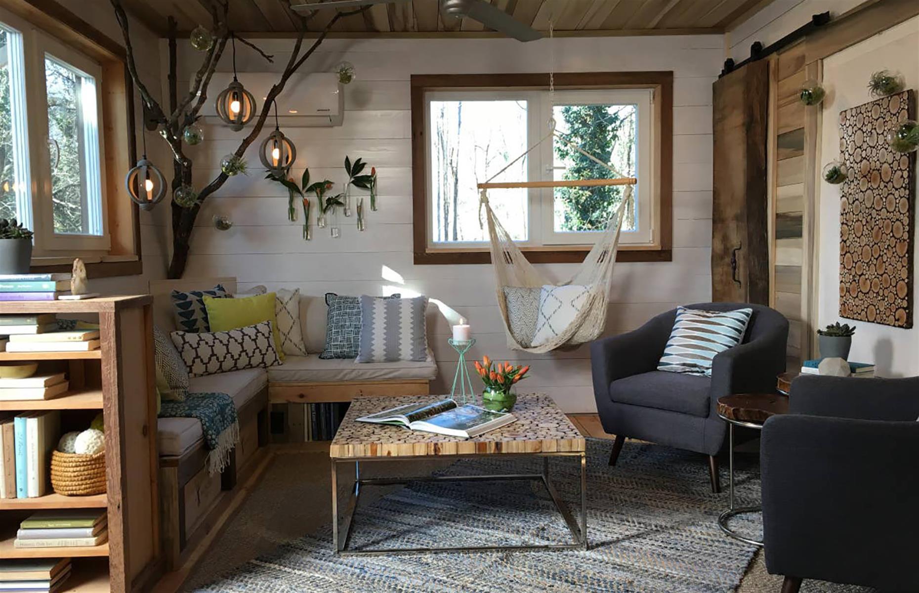 North Carolina: eco-friendly treehouse, Greensboro