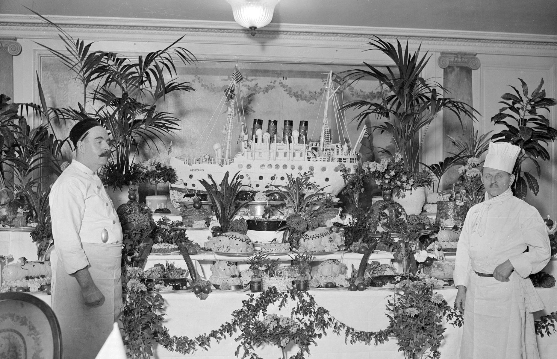 1920s: Christmas at sea 