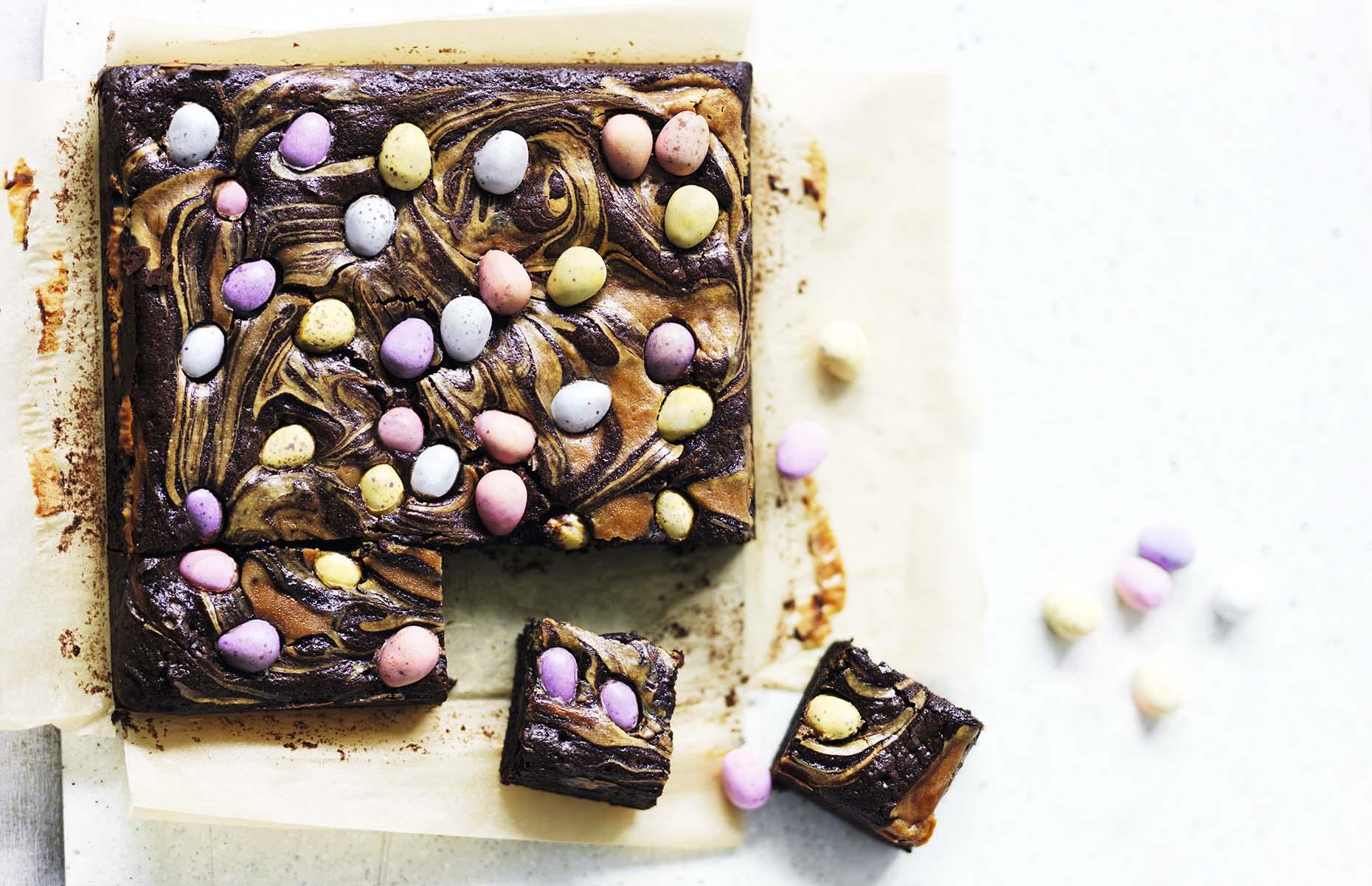 Swirled chocolate egg brownies