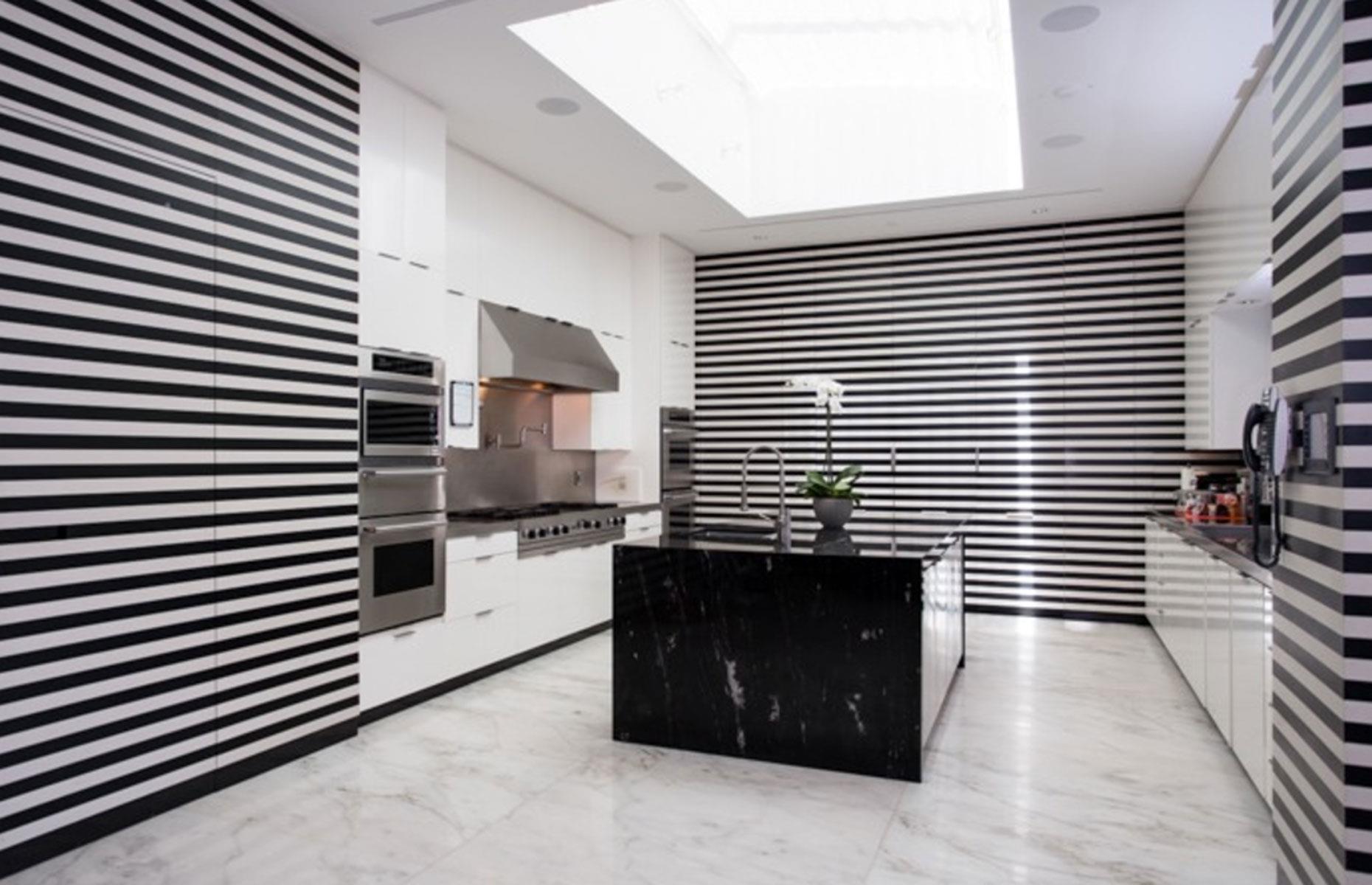 Gwen Stefani's mod mansion, California, USA
