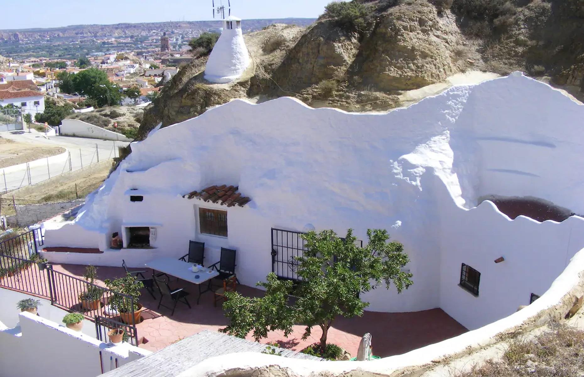 Barrio de Cuevas cave houses, Granada, Spain