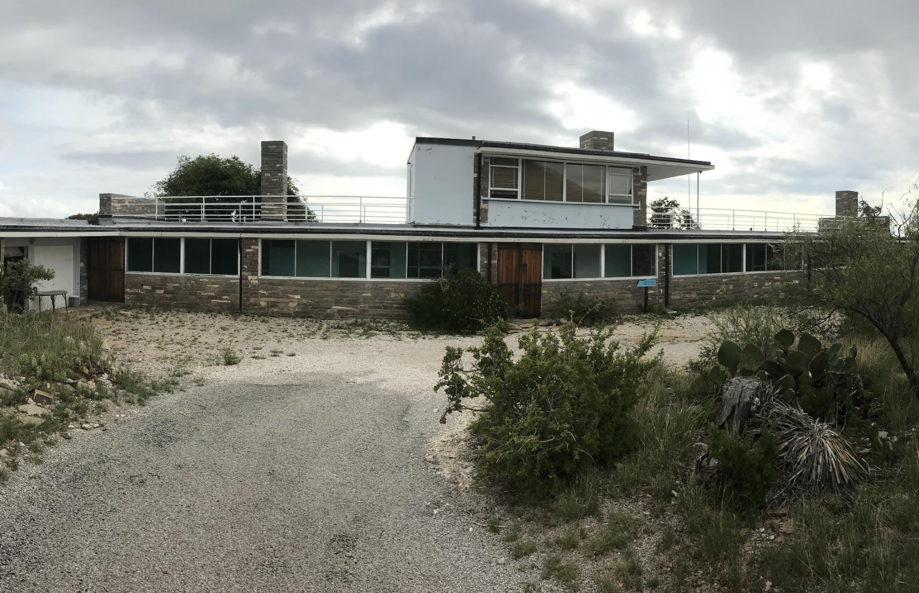 Wallace E. Pratt House, Salt Flat, Texas