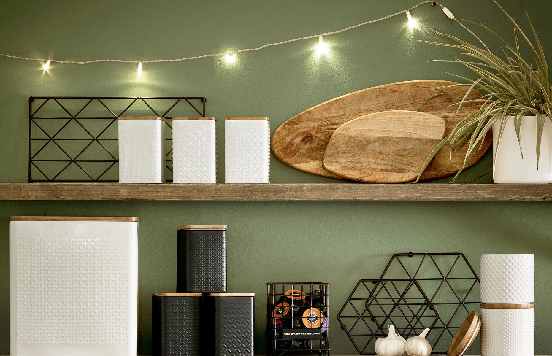 Easy garland lighting